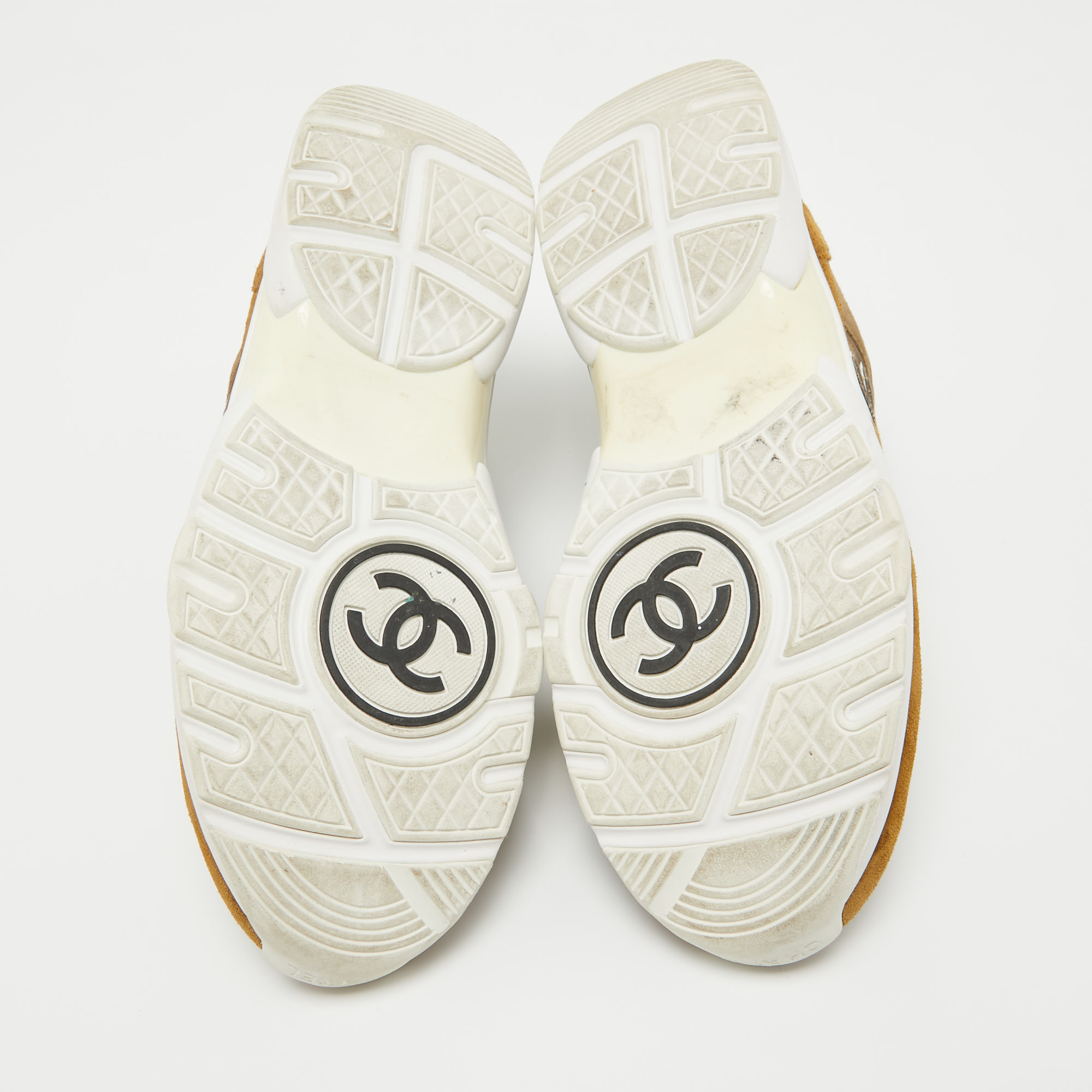 Chanel Two Tone Fabric And Suede CC Sneakers Size 40