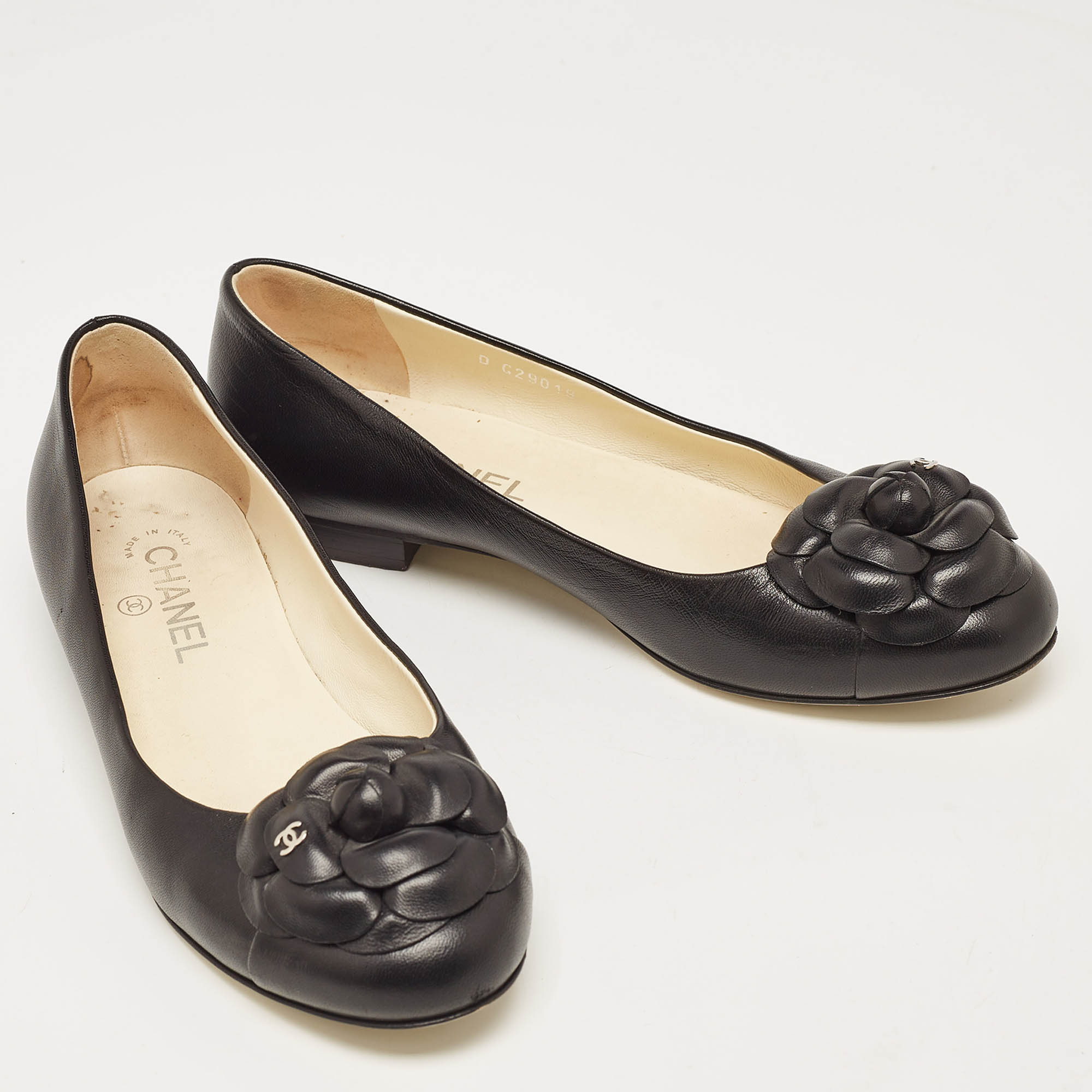 Chanel Black Leather Camelia Ballet Flats Size 39.5