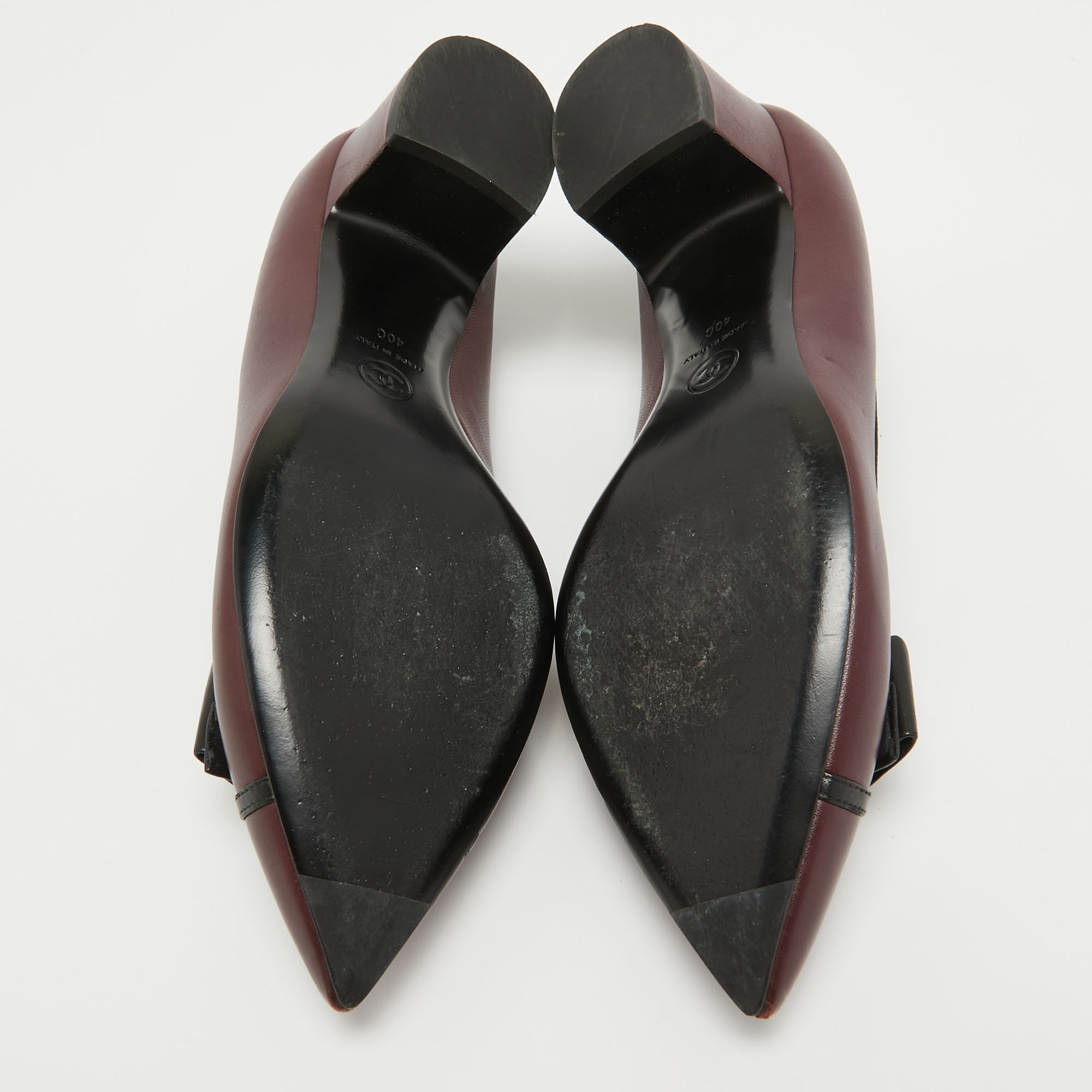 Chanel Burgundy/Black Leather Bow CC Pointed Toe Pumps Size 40