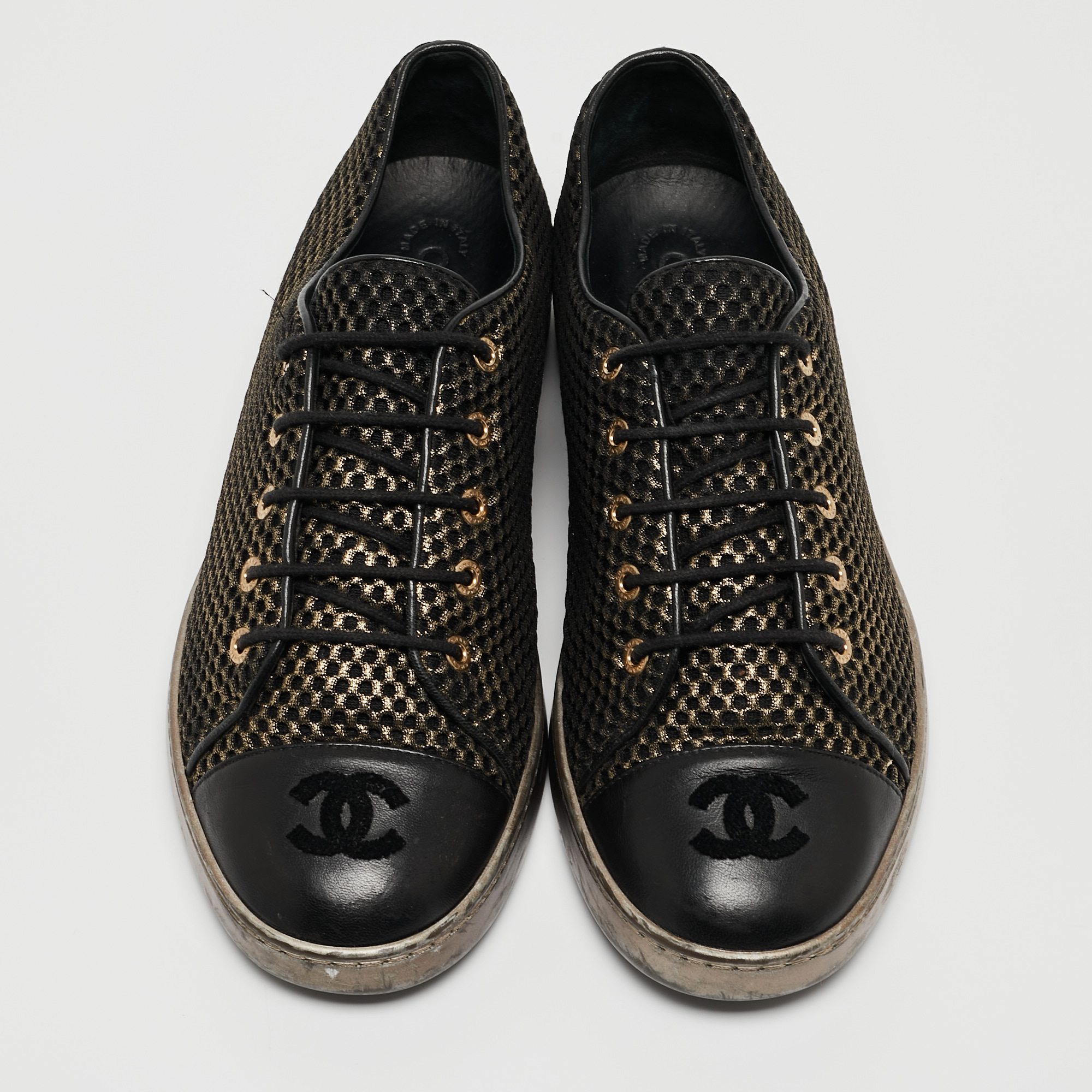 Chanel Black/Gold Mesh And Leather CC Cap Toe Lace Up Sneakers Size 40