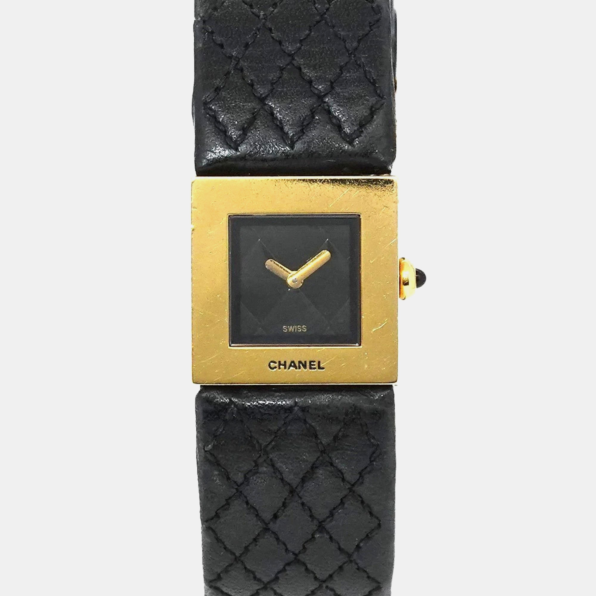 Chanel black leatherand 18k yellow gold matelasse quartz women's wristwatch 19 mm