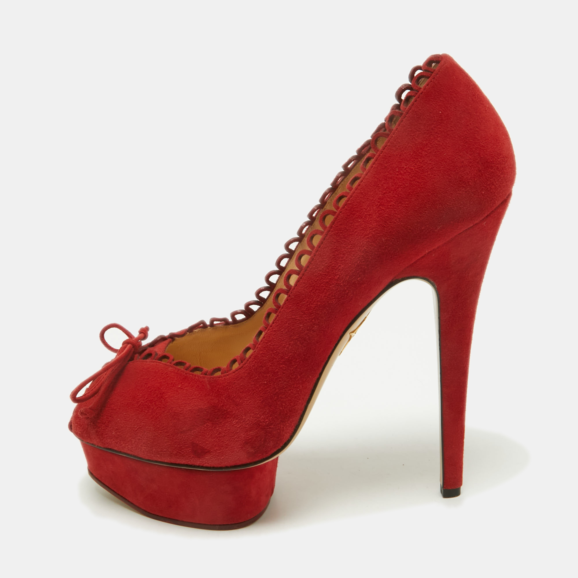 Charlotte Olympia Red Suede Daphne Scalloped Trim Peep Toe Platform Pumps Size
Charlotte Olympia Red Suede Daphne Scalloped Trim Peep Toe Platform Pumps Size