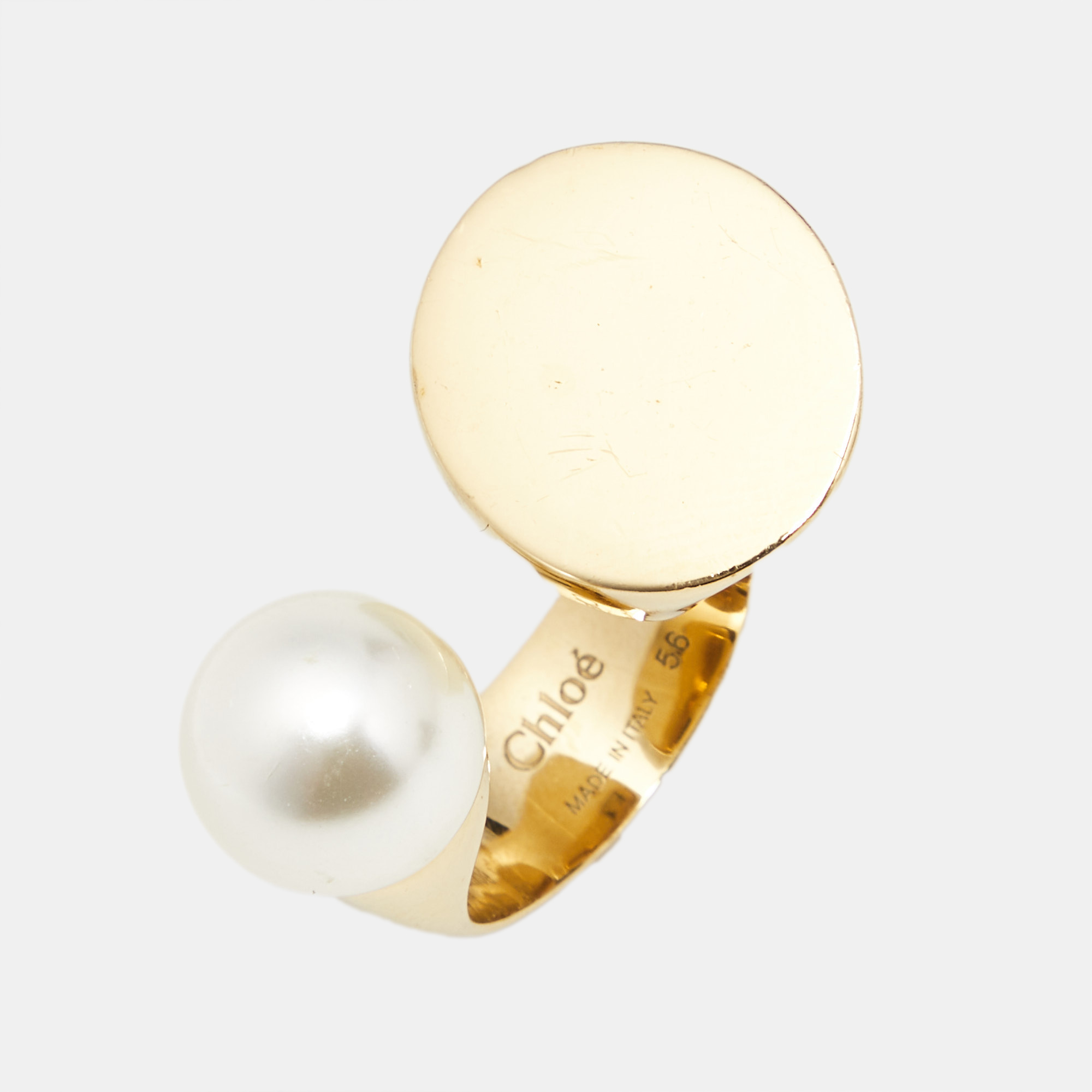 Chloé Darcey Faux Pearl Gold Tone Ring Size 57