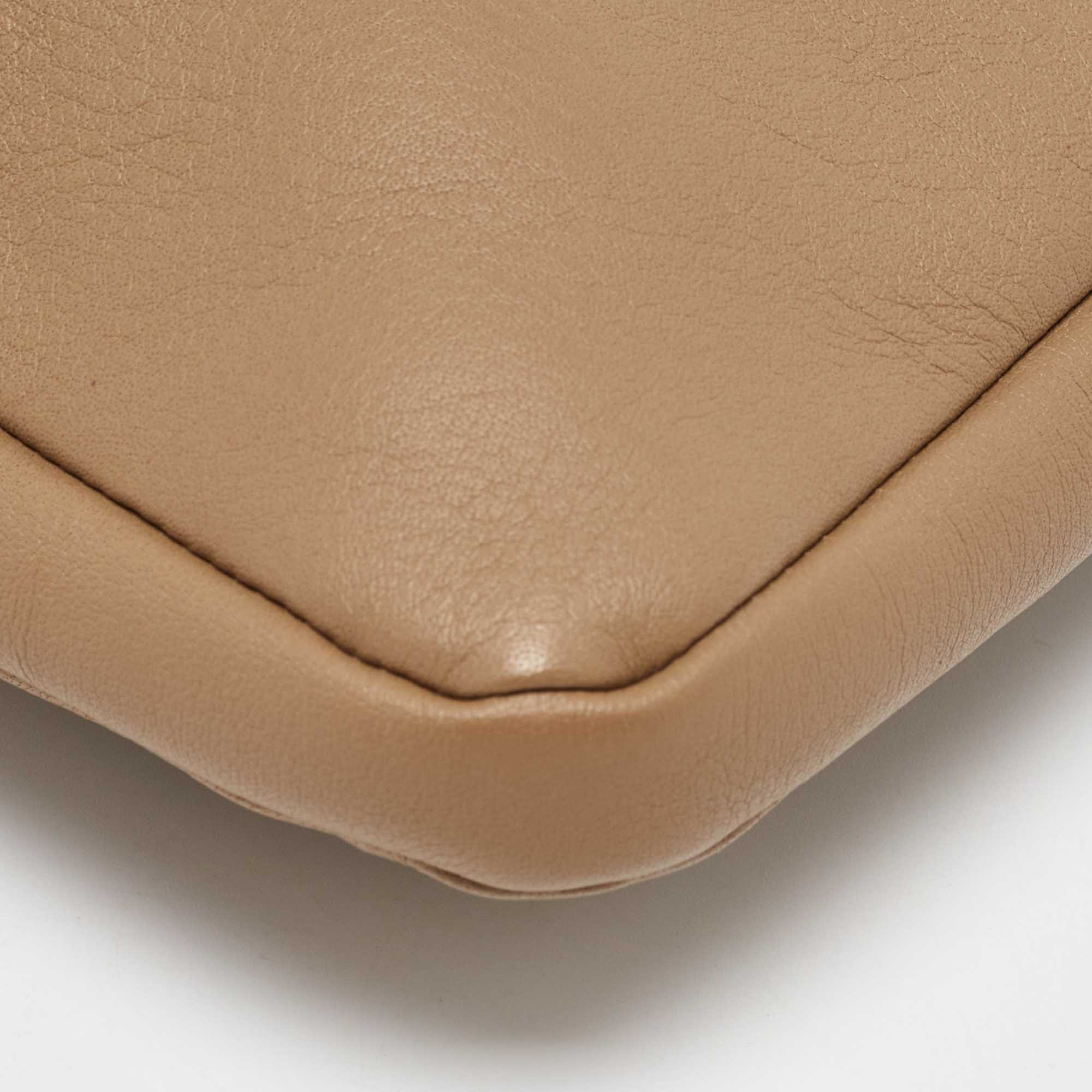 Chloe Beige Leather Eva IPad Cover