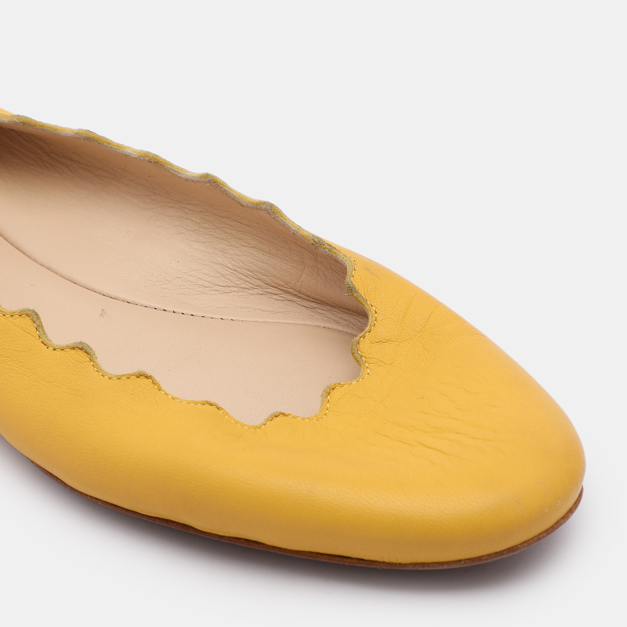 Chloe Yellow Leather Scalloped Ballet Flats Size 35