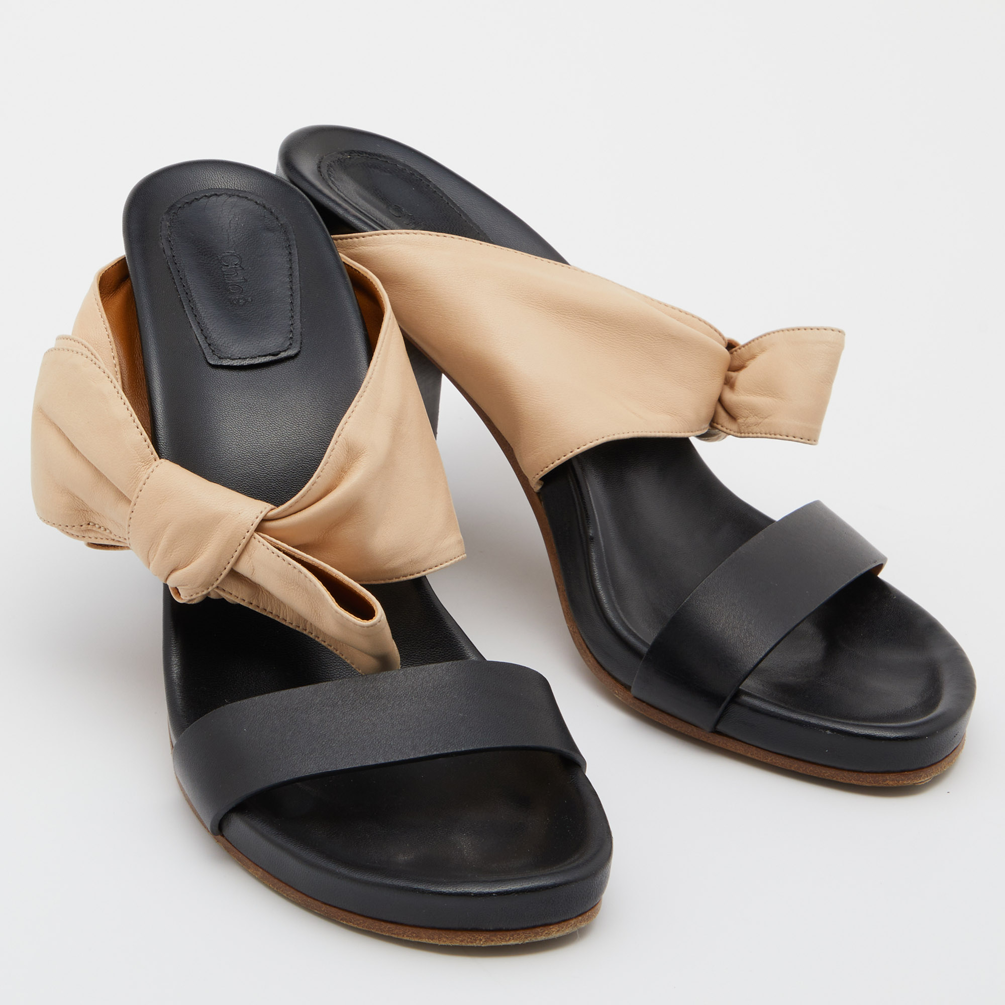 Chloe Black/Beige Leather Fod Flower Block Heel Sandals Size 40