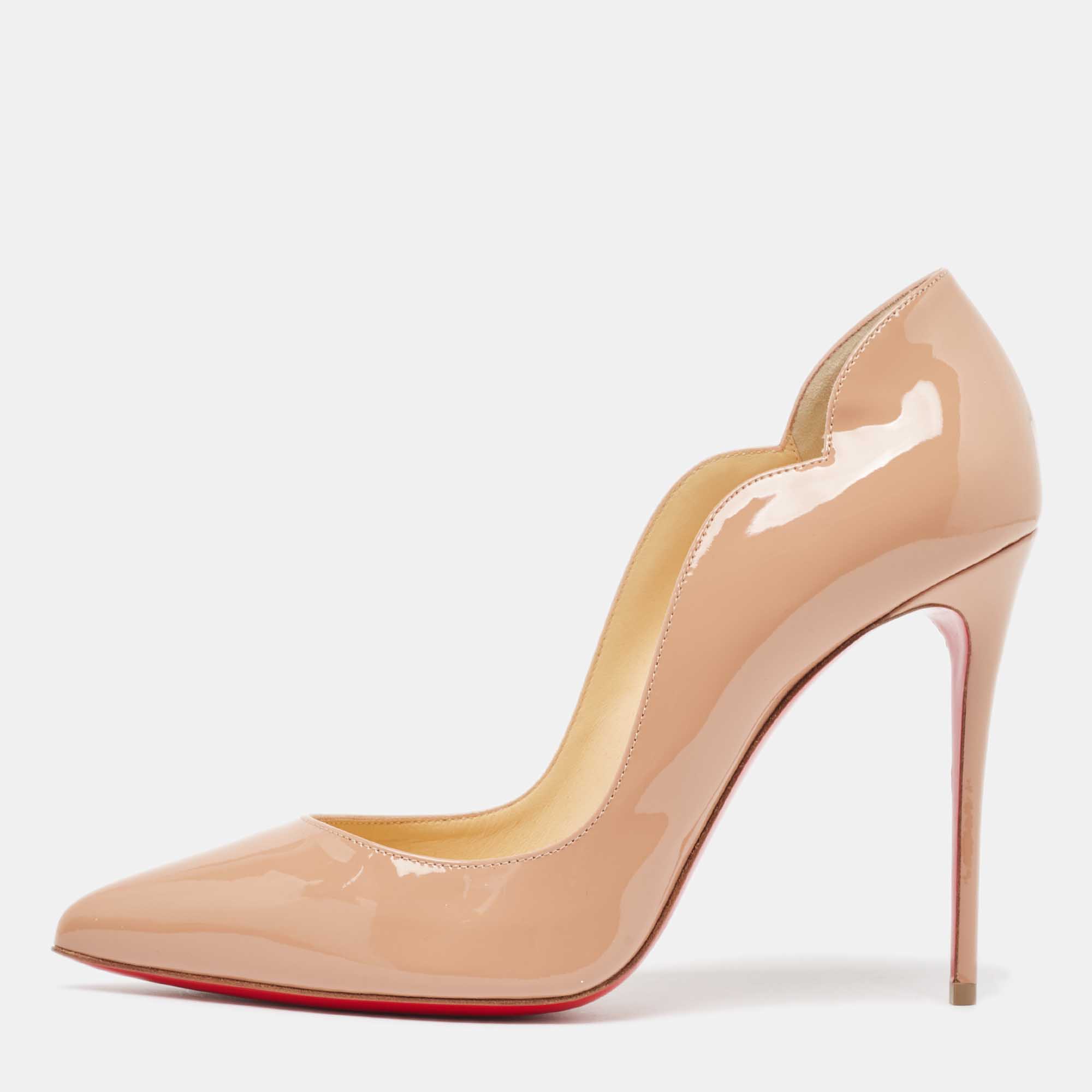 Christian louboutin beige patent leather hot chick pumps size 40