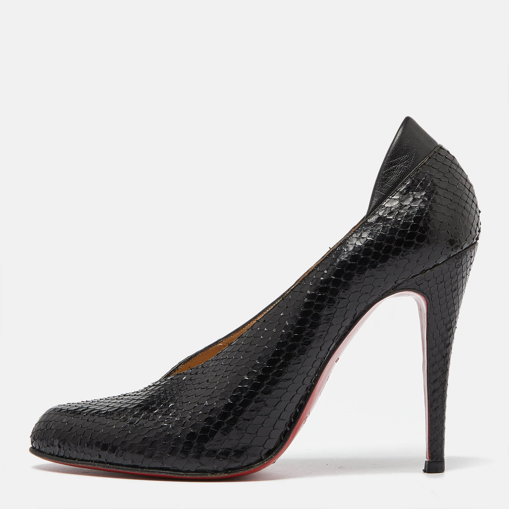 Christian louboutin black python leather v- neck pumps size 39