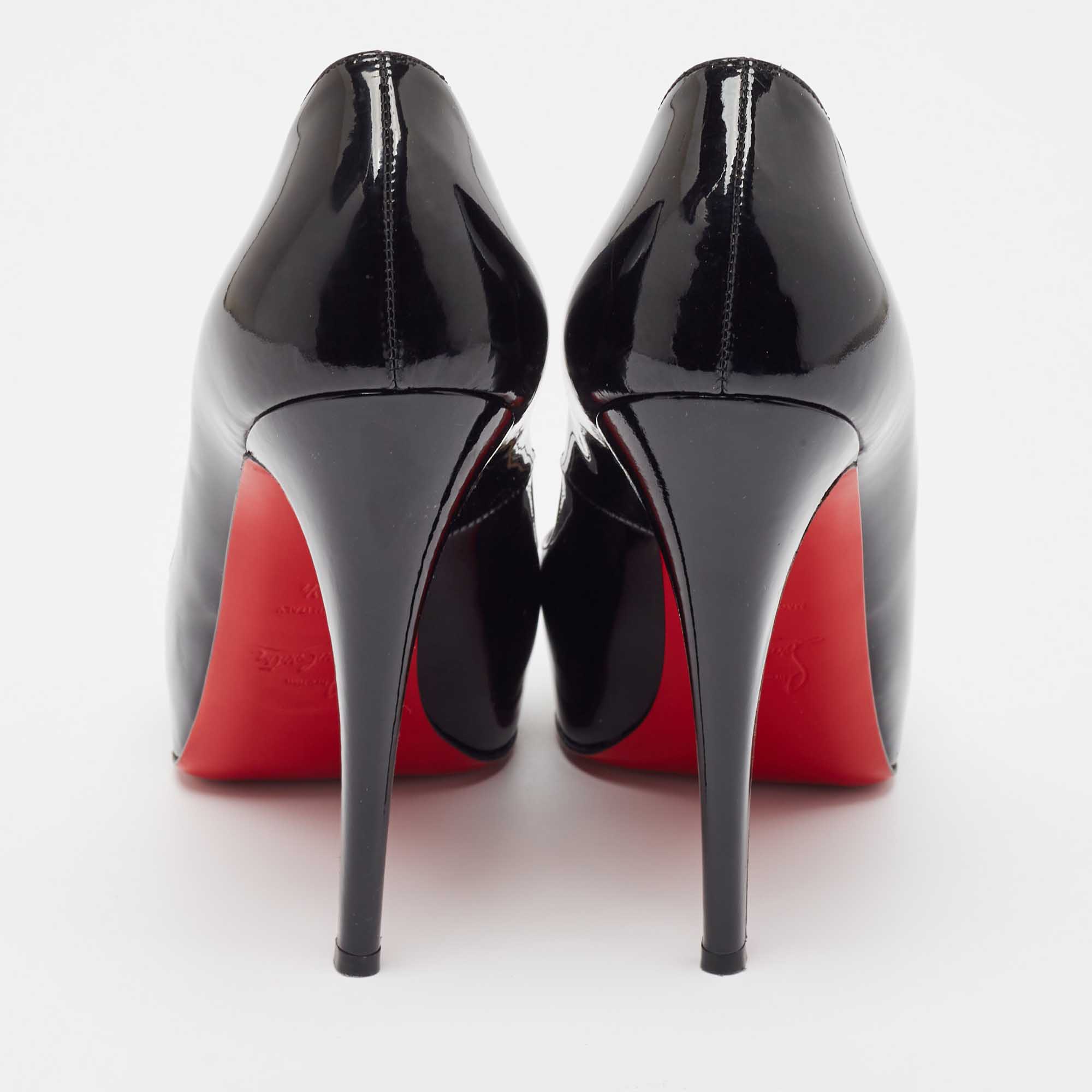 Christian Louboutin Black Patent Leather Very Prive Pumps Size 40.5