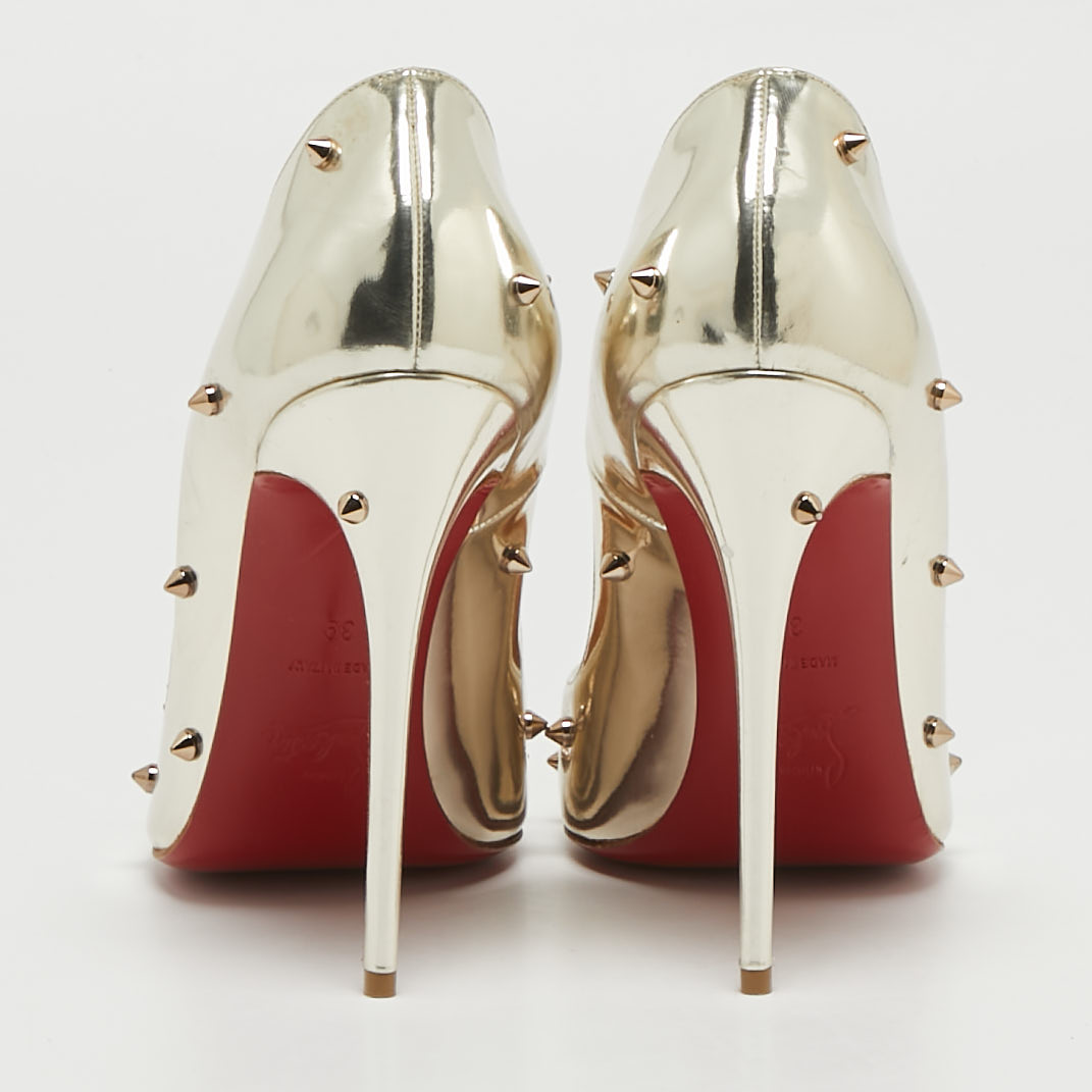 Christian Louboutin Gold Leather Degraspike Pumps Size 39