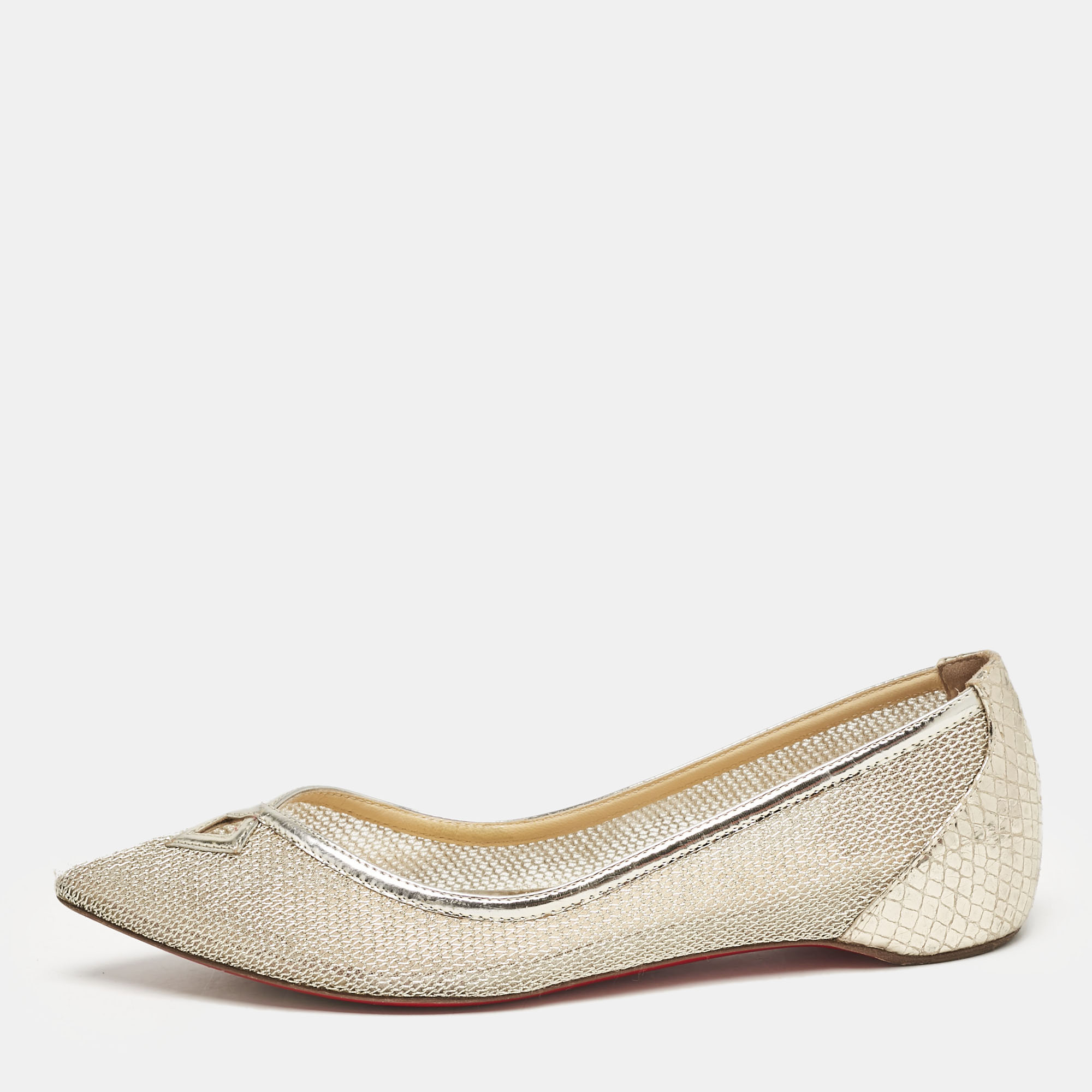 Christian Louboutin Gold Metallic Mesh and Leather Ballet Flats Size
Christian Louboutin Gold Metallic Mesh and Leather Ballet Flats Size