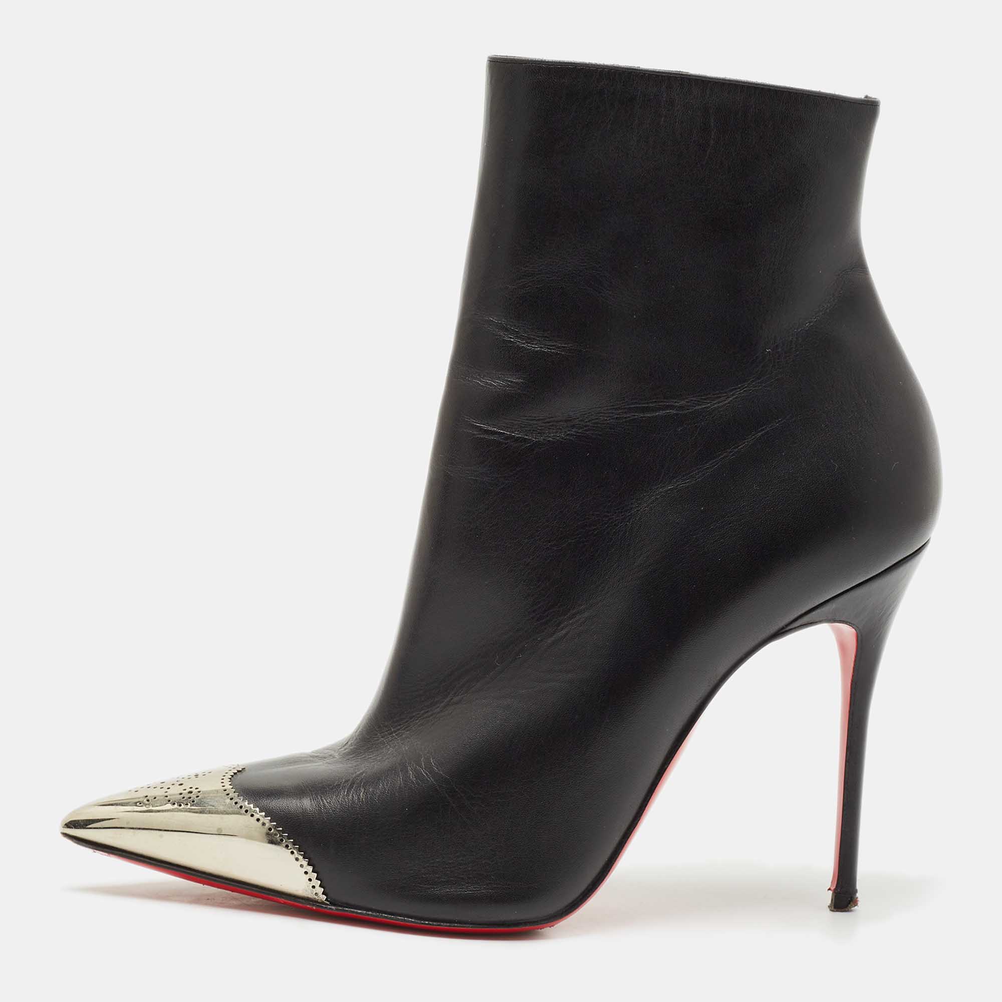 Christian Louboutin Black Leather Calamijane Pointed Toe Ankle Length Boots Size
Christian Louboutin Black Leather Calamijane Pointed Toe Ankle Length Boots Size