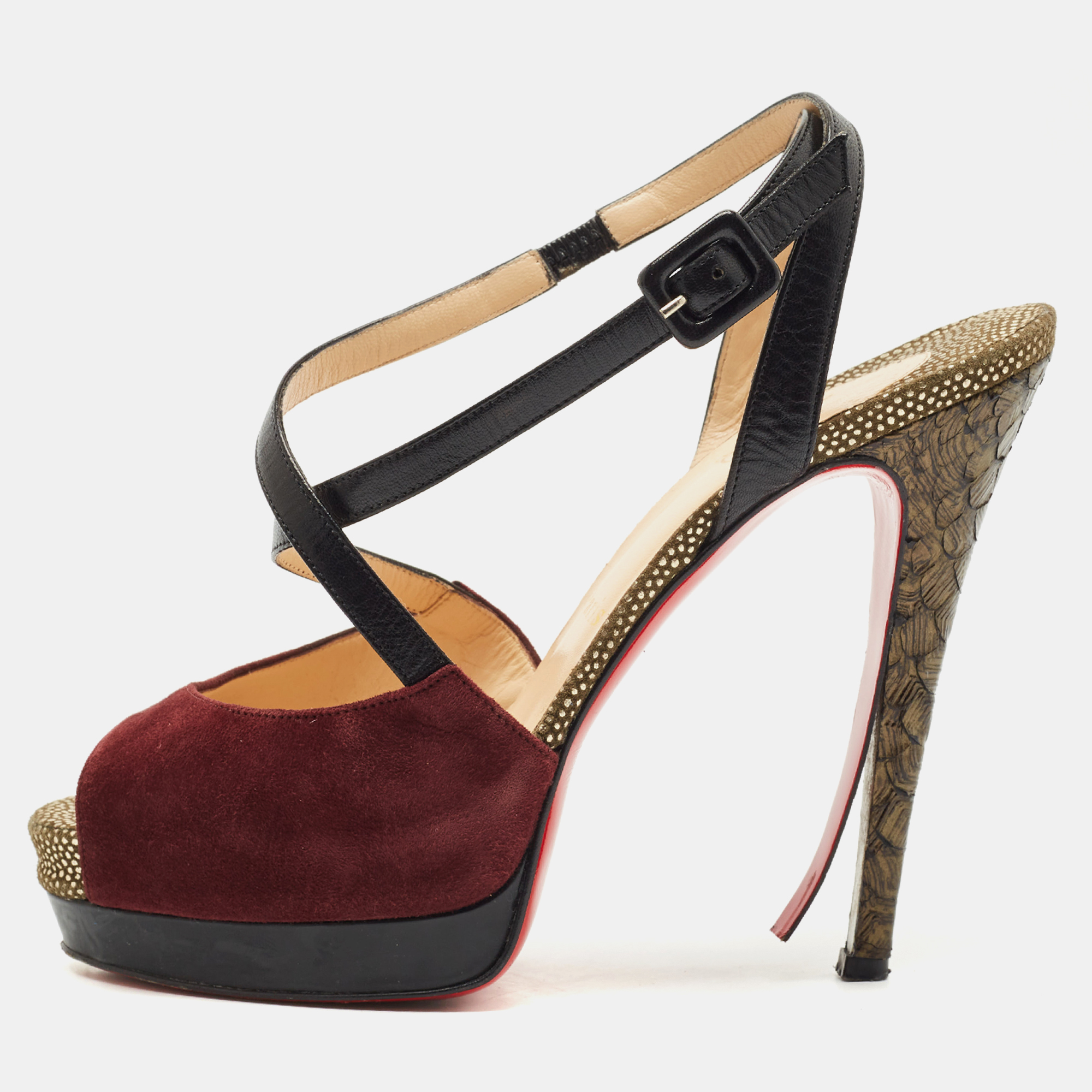 Christian Louboutin Multicolor Leather and Python Cross Minetta Platform Sandals Size
Christian Louboutin Multicolor Leather and Python Cross Minetta Platform Sandals Size