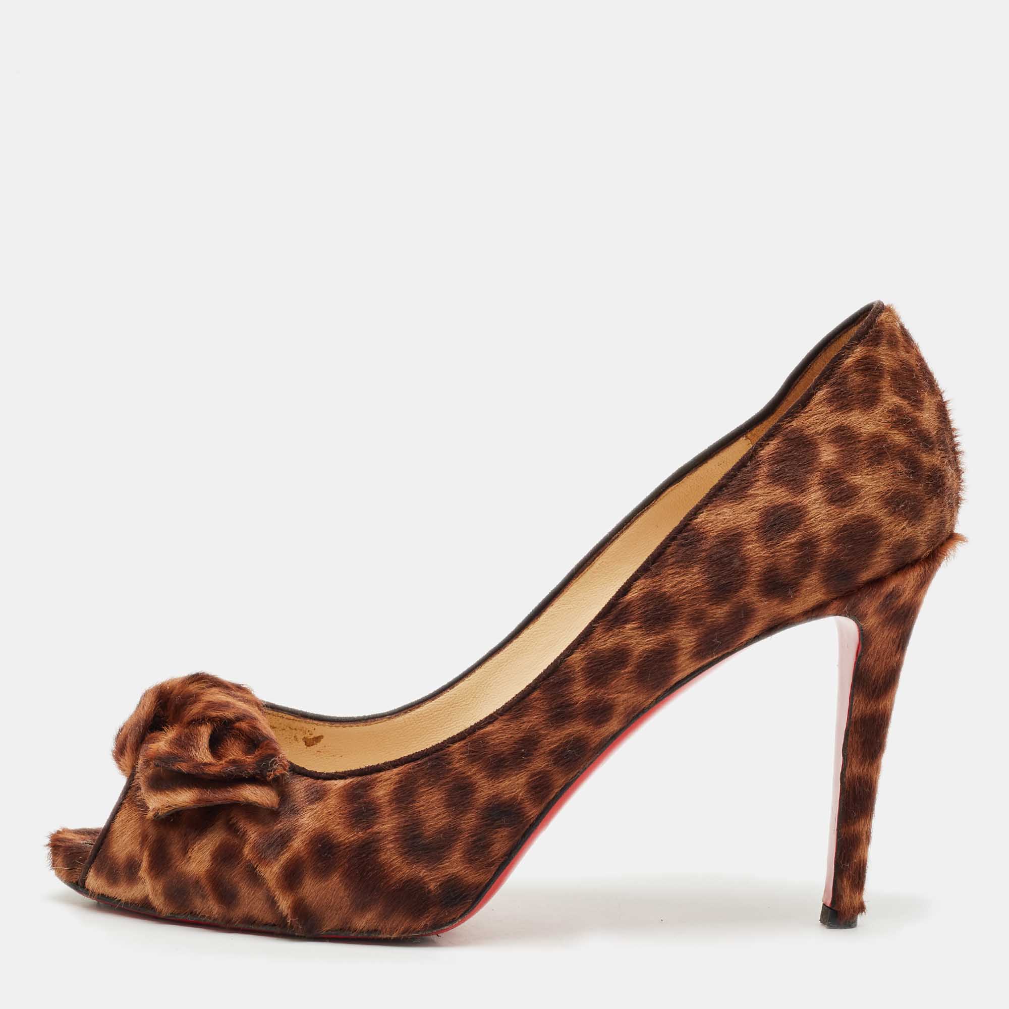 Christian Louboutin Brown Leopard Print Calf Hair Madame Butterfly Platform Pumps Size
Christian Louboutin Brown Leopard Print Calf Hair Madame Butterfly Platform Pumps Size