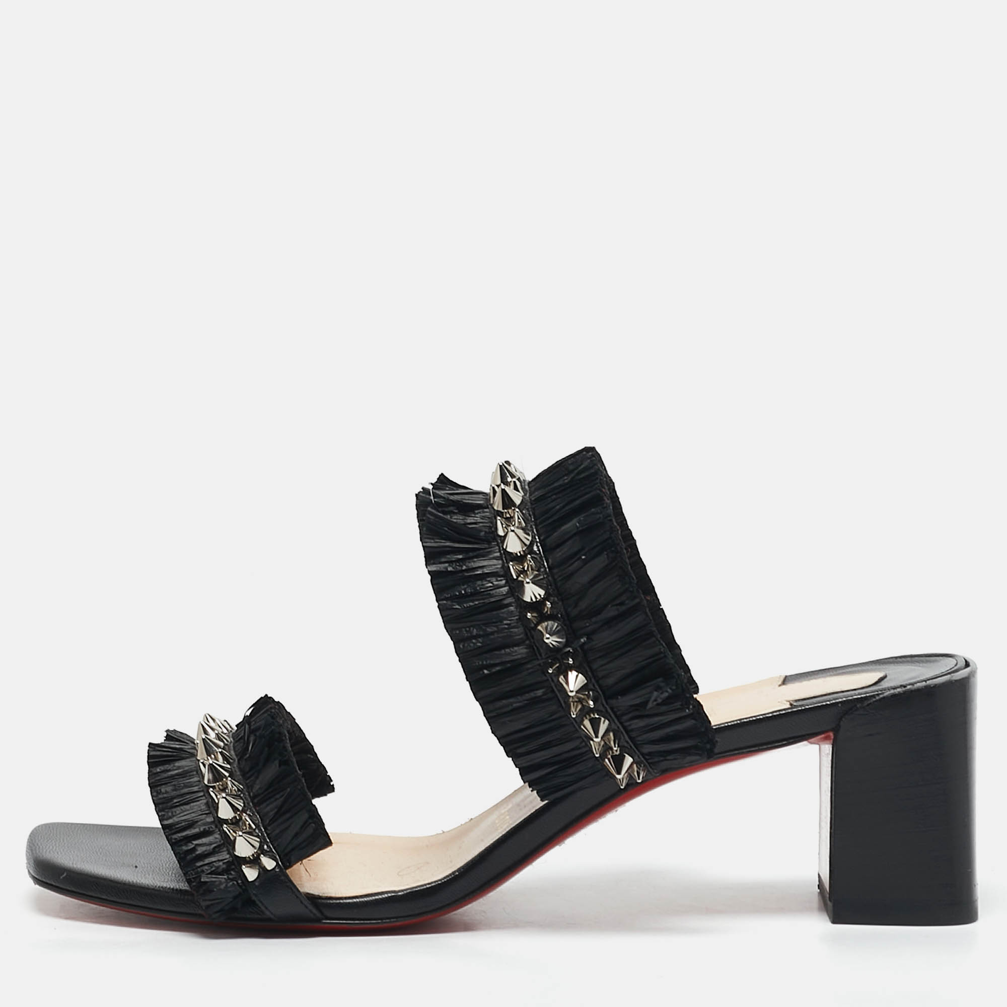 Christian Louboutin Black Raffia and Leather Marivodu Slide Sandals Size
Christian Louboutin Black Raffia and Leather Marivodu Slide Sandals Size