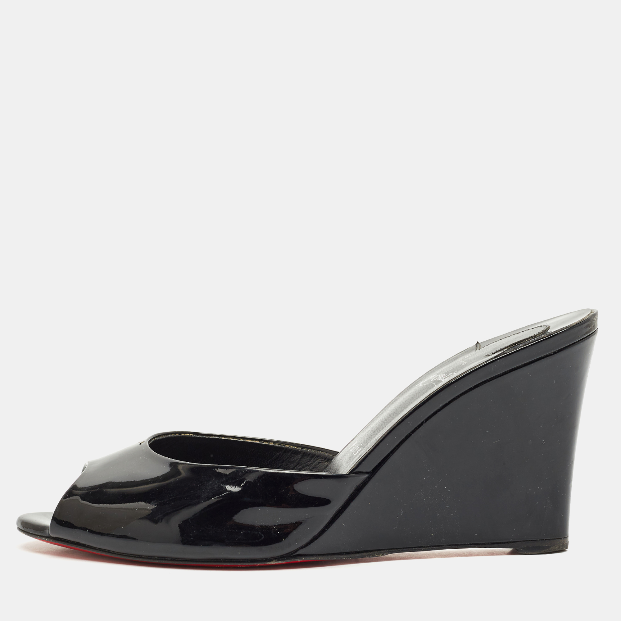 Christian Louboutin Black Patent Leather Me Dolly Zeppa Wedge Sandals Size 
Christian Louboutin Black Patent Leather Me Dolly Zeppa Wedge Sandals Size