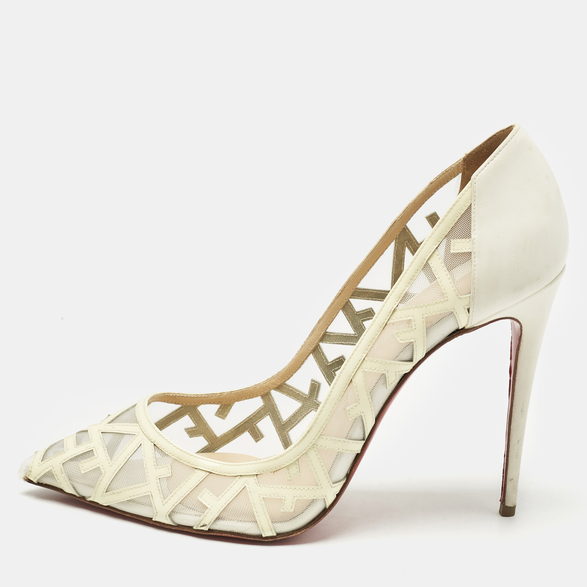 Christian Louboutin Cream Patent Leather and Mesh Tititata Pointed Toe Pumps Size
Christian Louboutin Cream Patent Leather and Mesh Tititata Pointed Toe Pumps Size