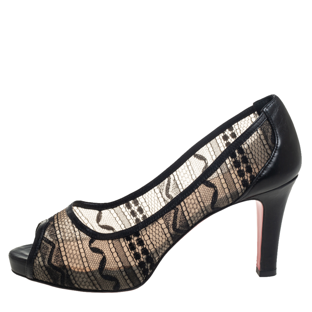 Christian Louboutin Black Lace And Leather Very Prive Peep Toe Pumps Size
Christian Louboutin Black Lace And Leather Very Prive Peep Toe Pumps Size