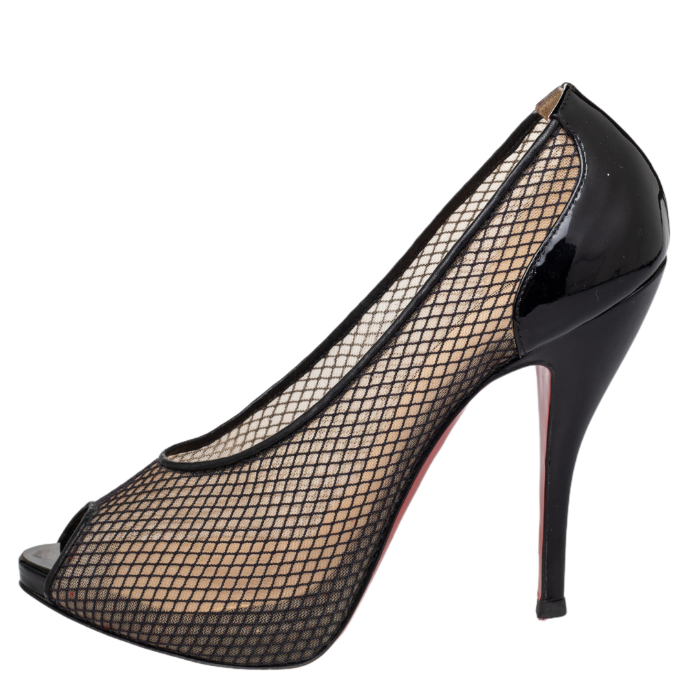 Christian Louboutin Black Patent Leather And Mesh Fetilo 120 Peep Toe Pumps Size
Christian Louboutin Black Patent Leather And Mesh Fetilo 120 Peep Toe Pumps Size