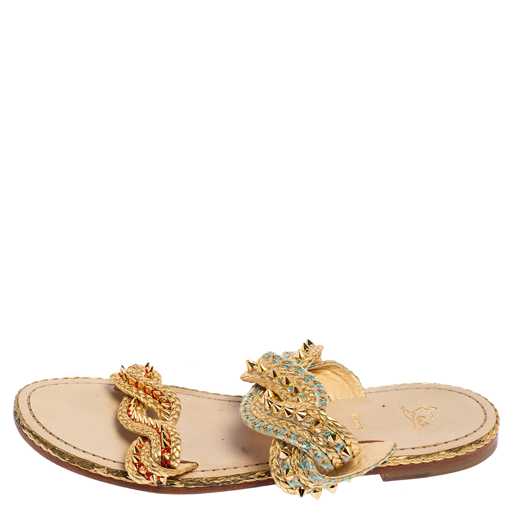 Christian Louboutin Multicolor Woven Leather Spiked Flat Sandals Size
Christian Louboutin Multicolor Woven Leather Spiked Flat Sandals Size