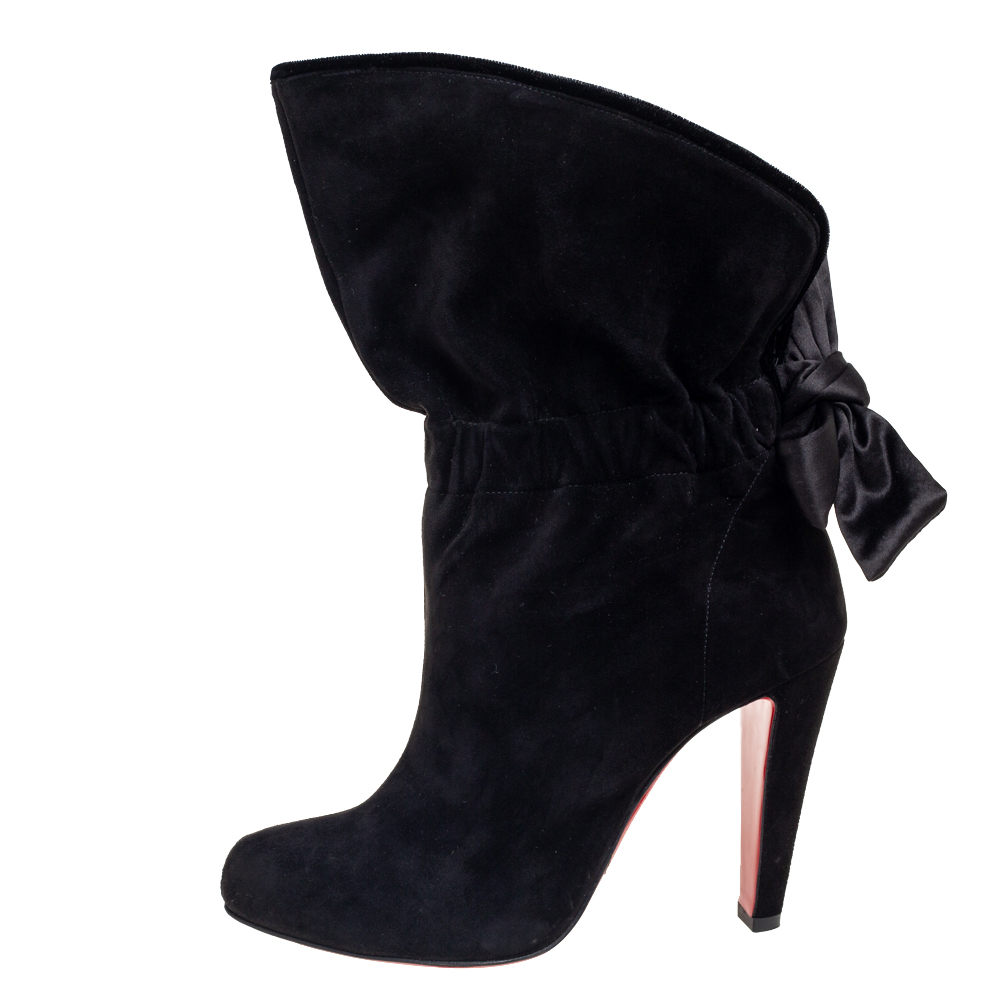 

Christian Louboutin Black Suede Kristofa Bow-Tie Ankle Boots Size