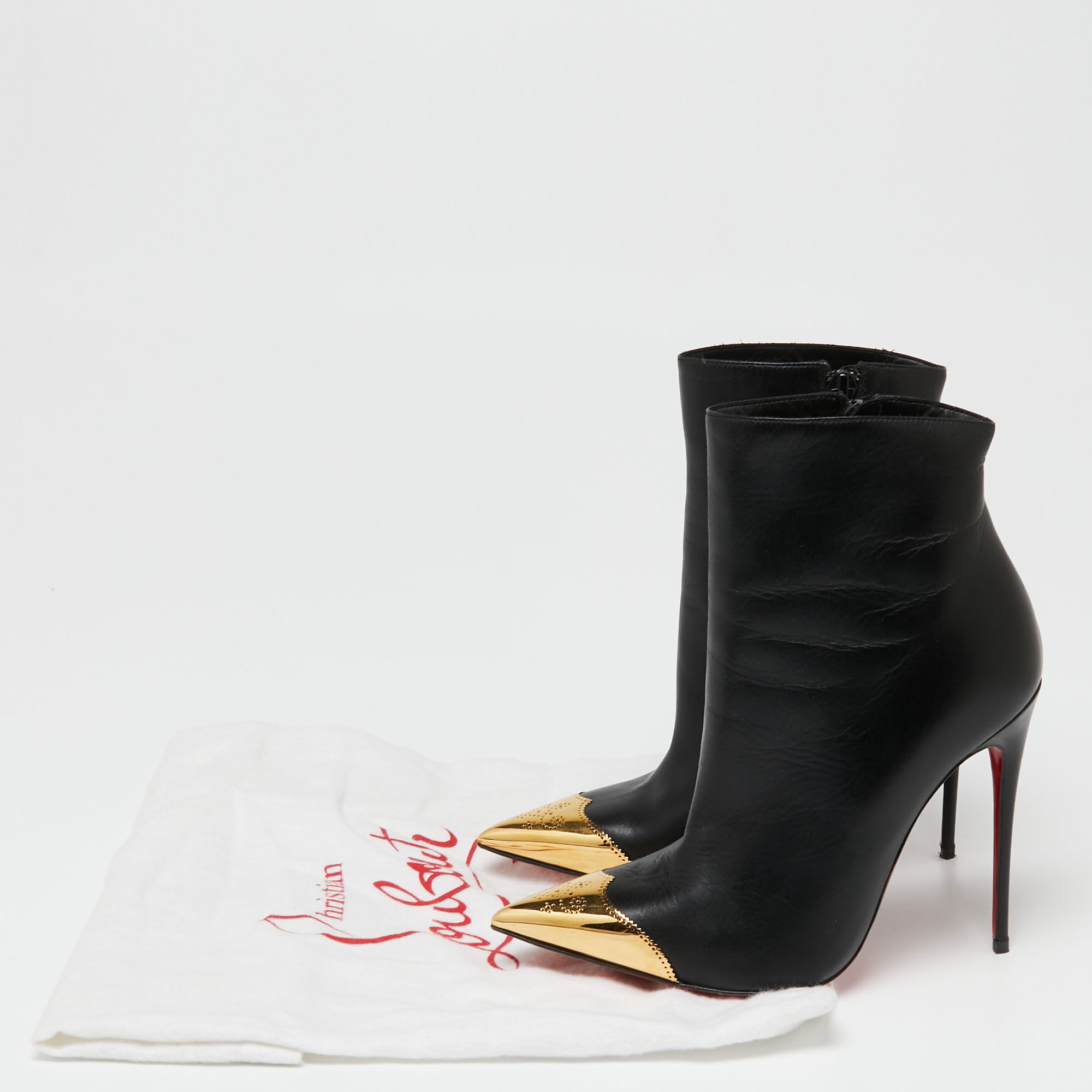 Christian Louboutin Black Leather Calamijane Pointed-Toe Ankle Booties Size 35.5
