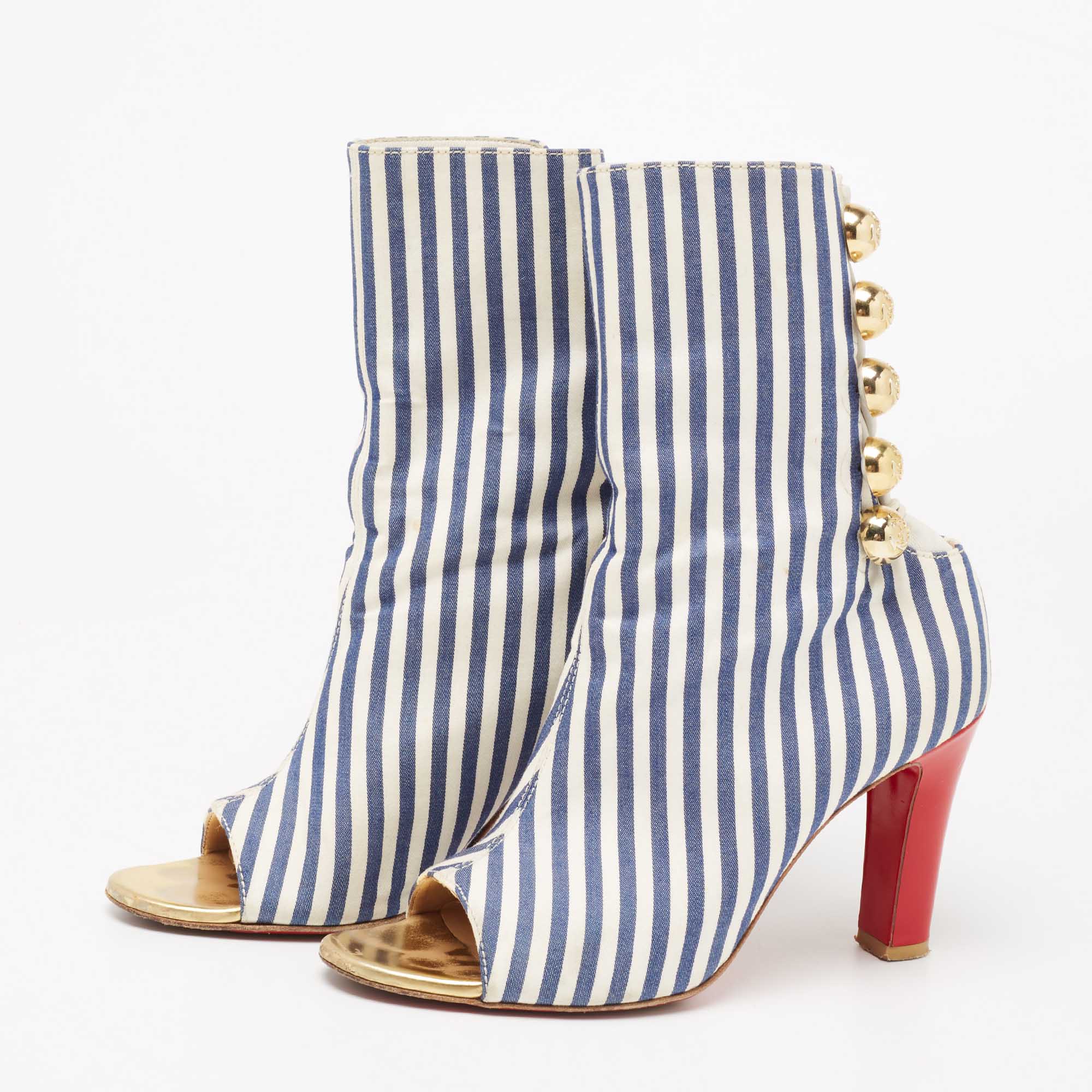 Christian Louboutin Blue/White Stripe Fabric and Leather Peep-Toe Ankle Boots Size
Christian Louboutin Blue/White Stripe Fabric and Leather Peep-Toe Ankle Boots Size