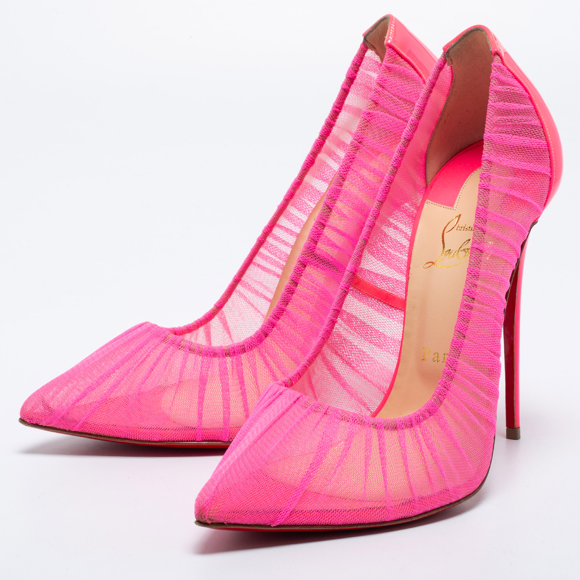 Christian Louboutin Neon Pink Chiffon And Patent Leather Draperia Pumps Size
Christian Louboutin Neon Pink Chiffon And Patent Leather Draperia Pumps Size