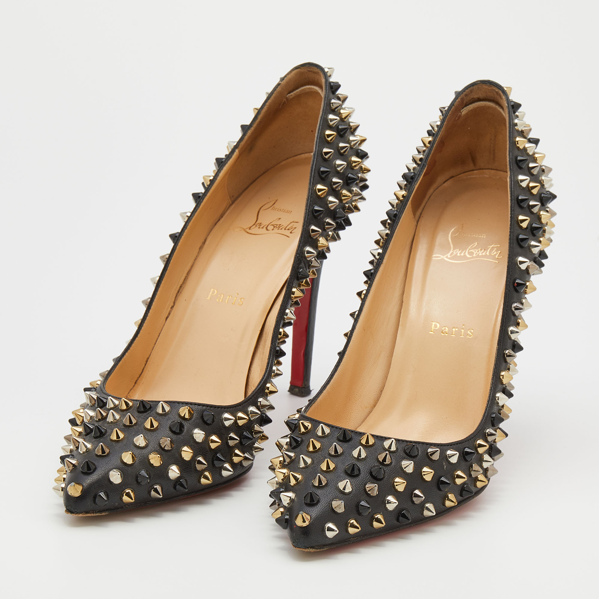 Christian Louboutin Black Leather Pigalle Spikes Pointed Toe Pumps Size
Christian Louboutin Black Leather Pigalle Spikes Pointed Toe Pumps Size