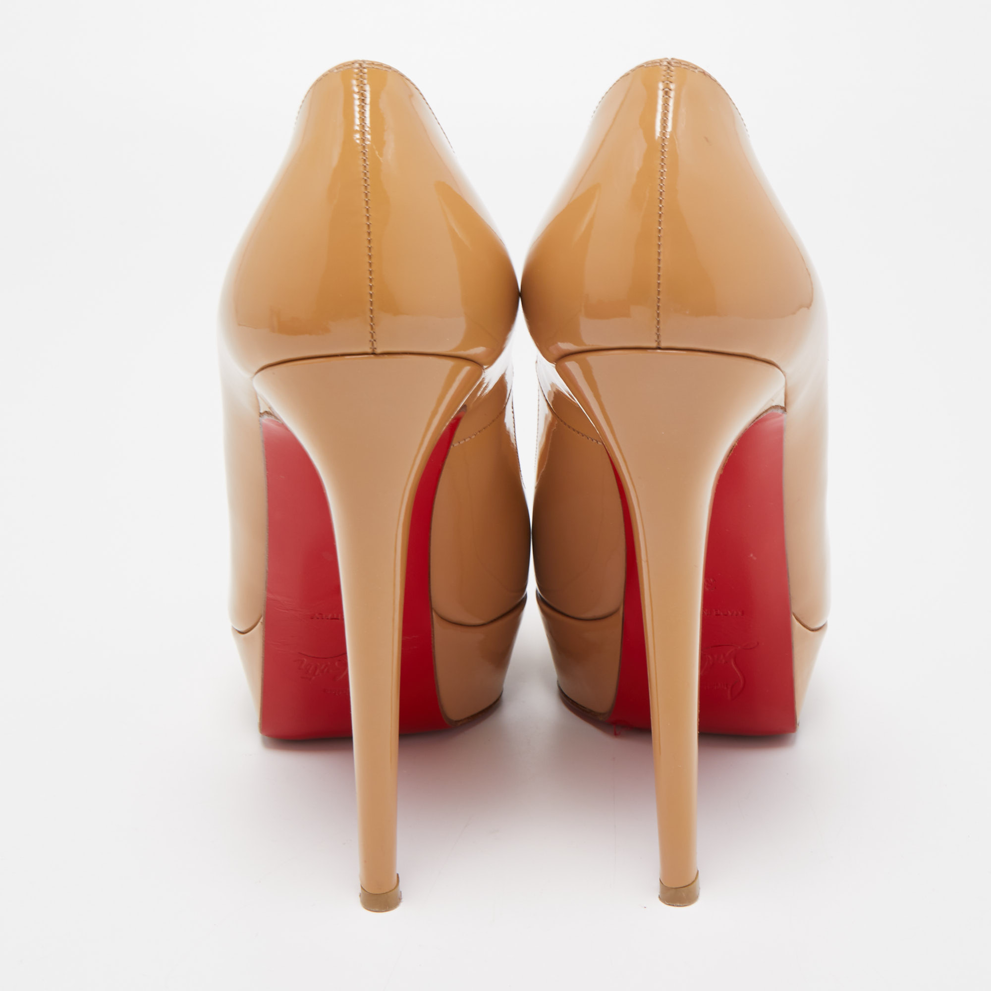 Christian Louboutin Beige Patent Leather Bianca Pumps Size 39