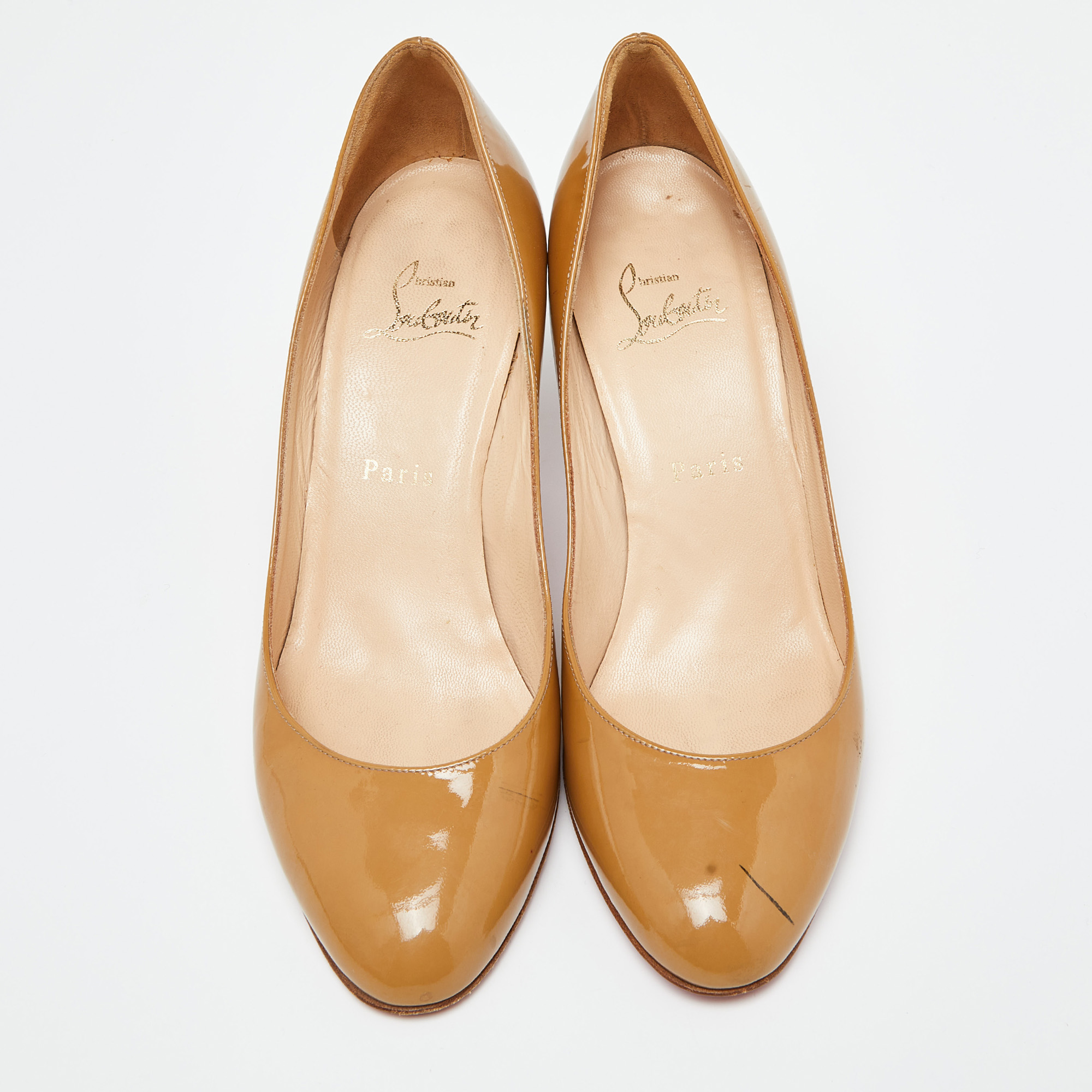 Christian Louboutin Beige Patent Leather Simple Pumps Size 38.5