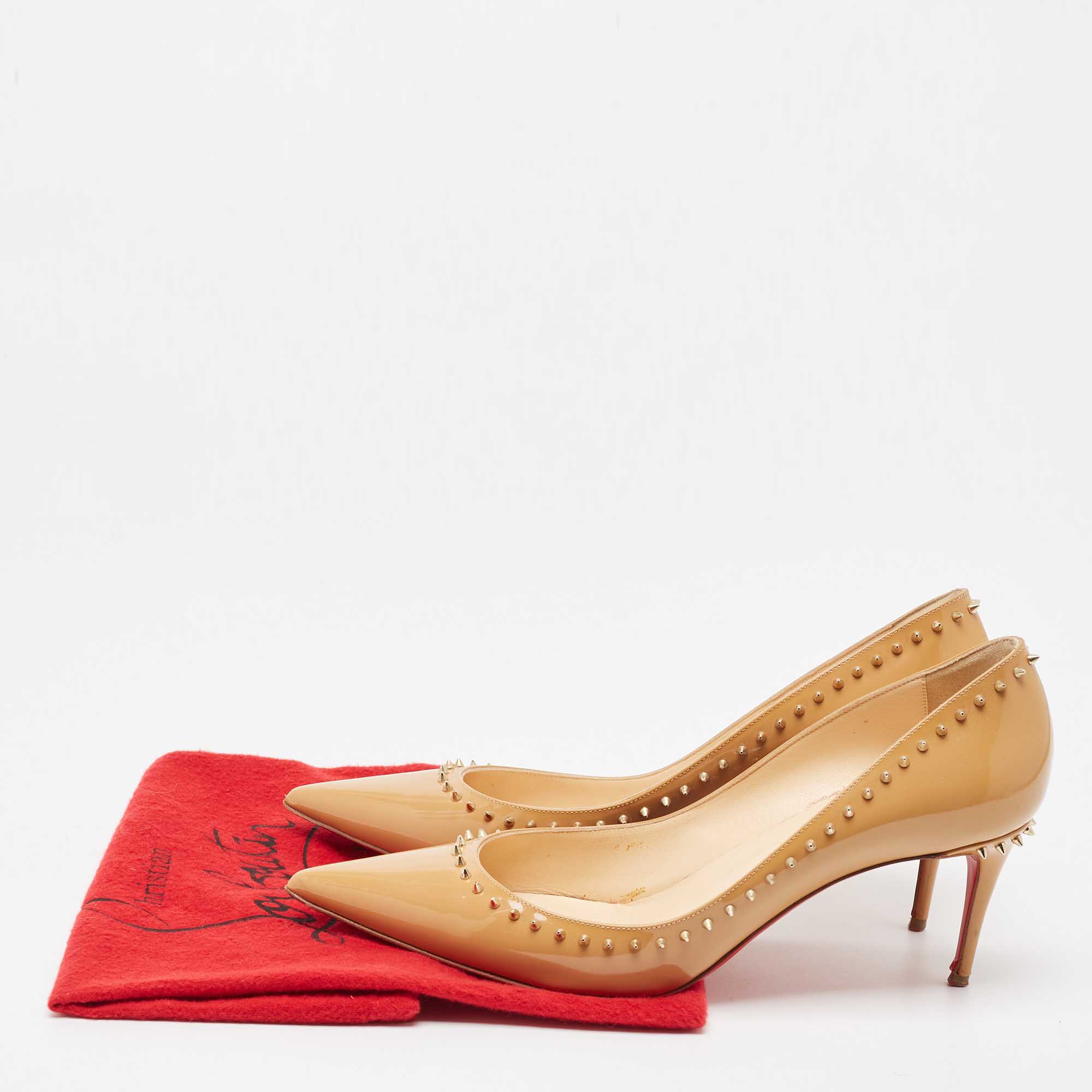 Christian Louboutin Beige Patent Leather Anjalina Pumps Size 40.5