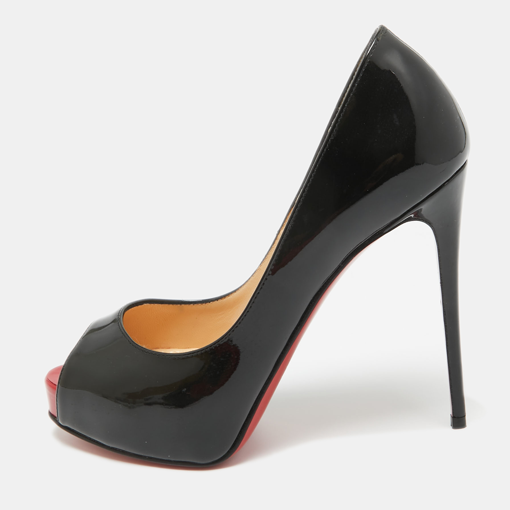 Christian louboutin black patent leather very prive pumps size 34