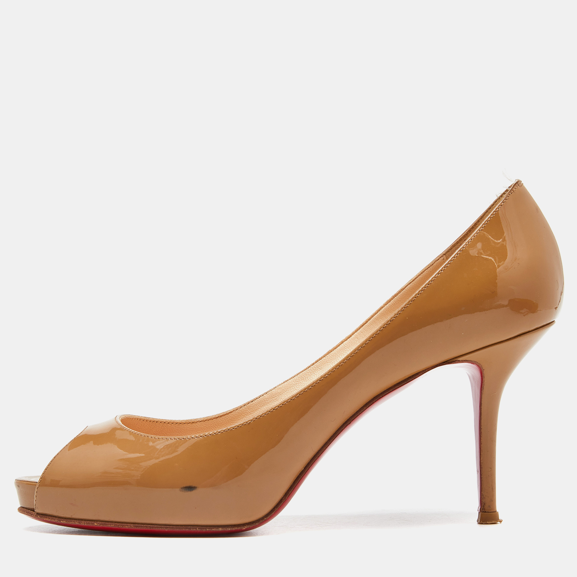 Christian louboutin beige patent leather very prive pumps size 38