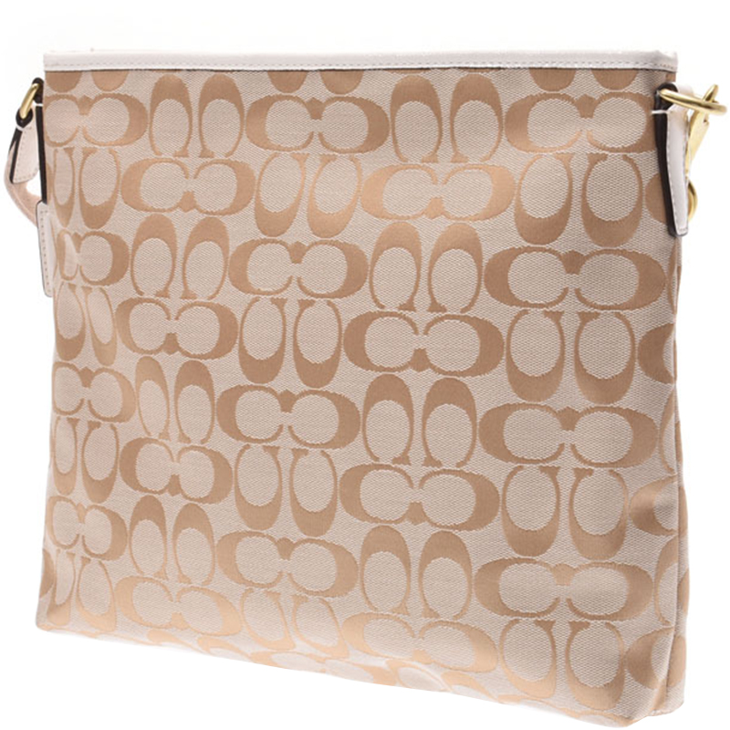 Coach Beige/White Signature Canvas Stripe Shoulder Bag
Coach Beige/White Signature Canvas Stripe Shoulder Bag