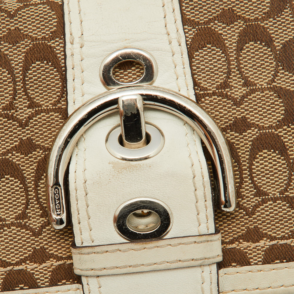 Coach Beige/White Signature Canvas And Leather Buckle Detail Continental Wallet