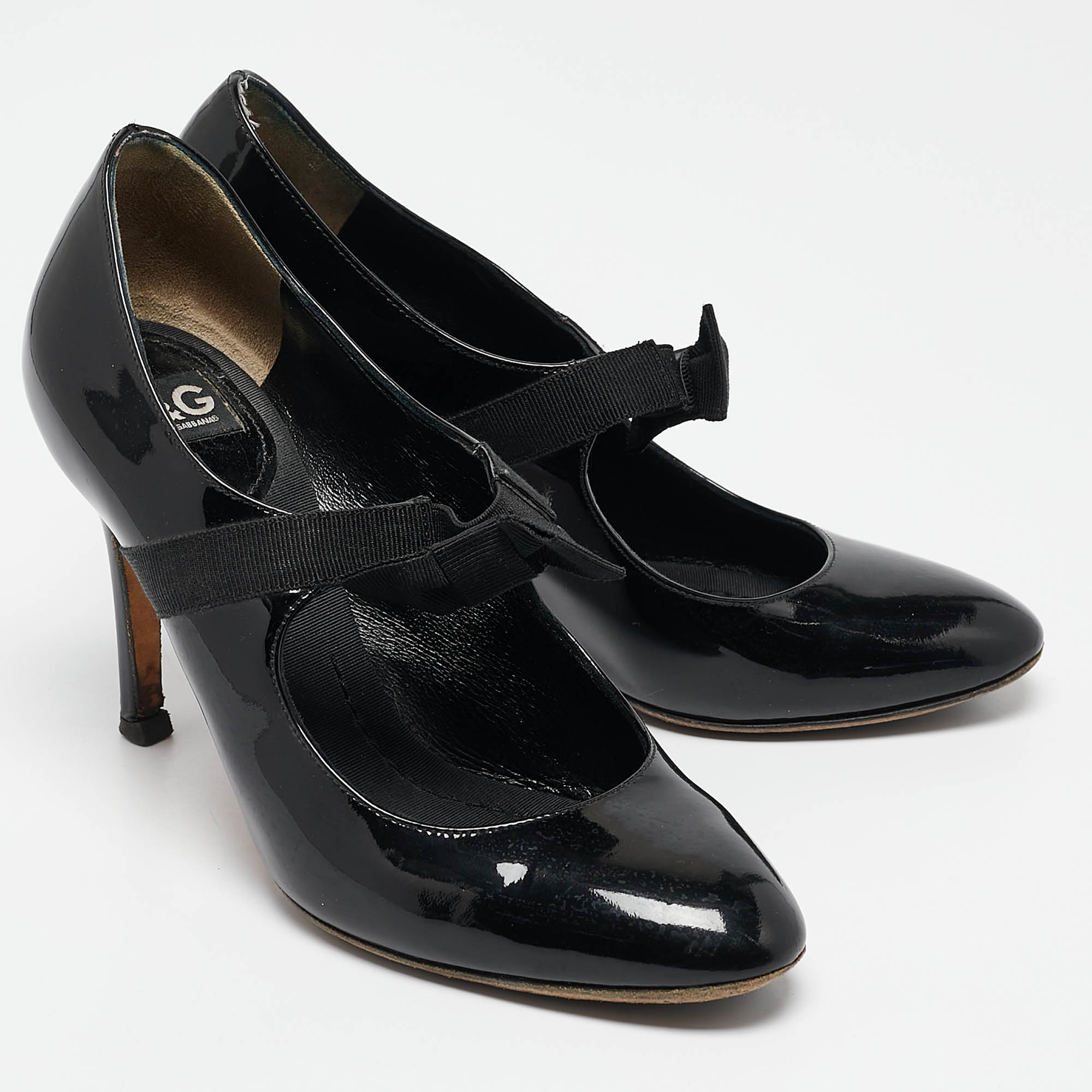 D&G Black Patent Leather Bow Mary Jane Pumps Size 36