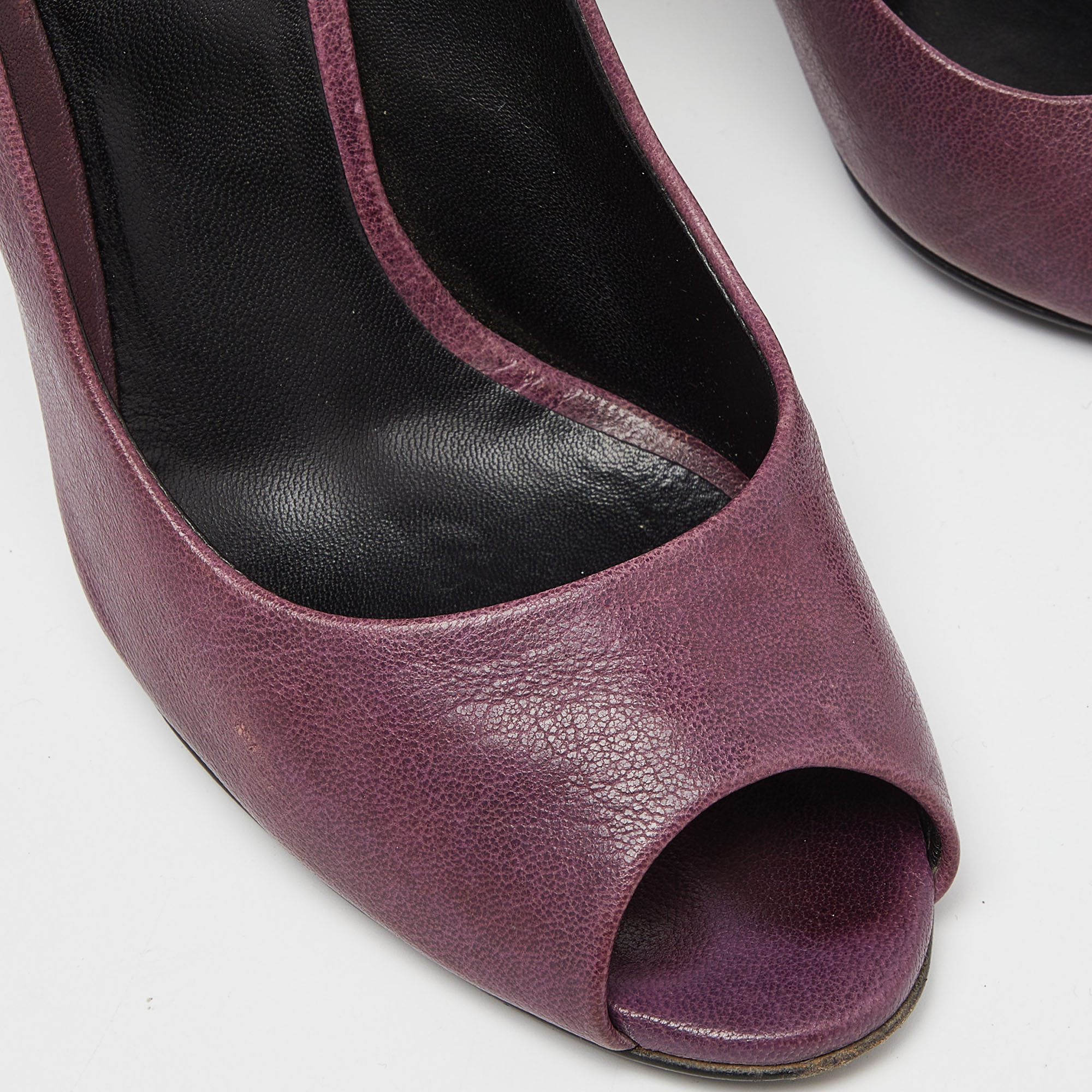 D&G Burgundy Leather Peep Toe Pumps Size 38