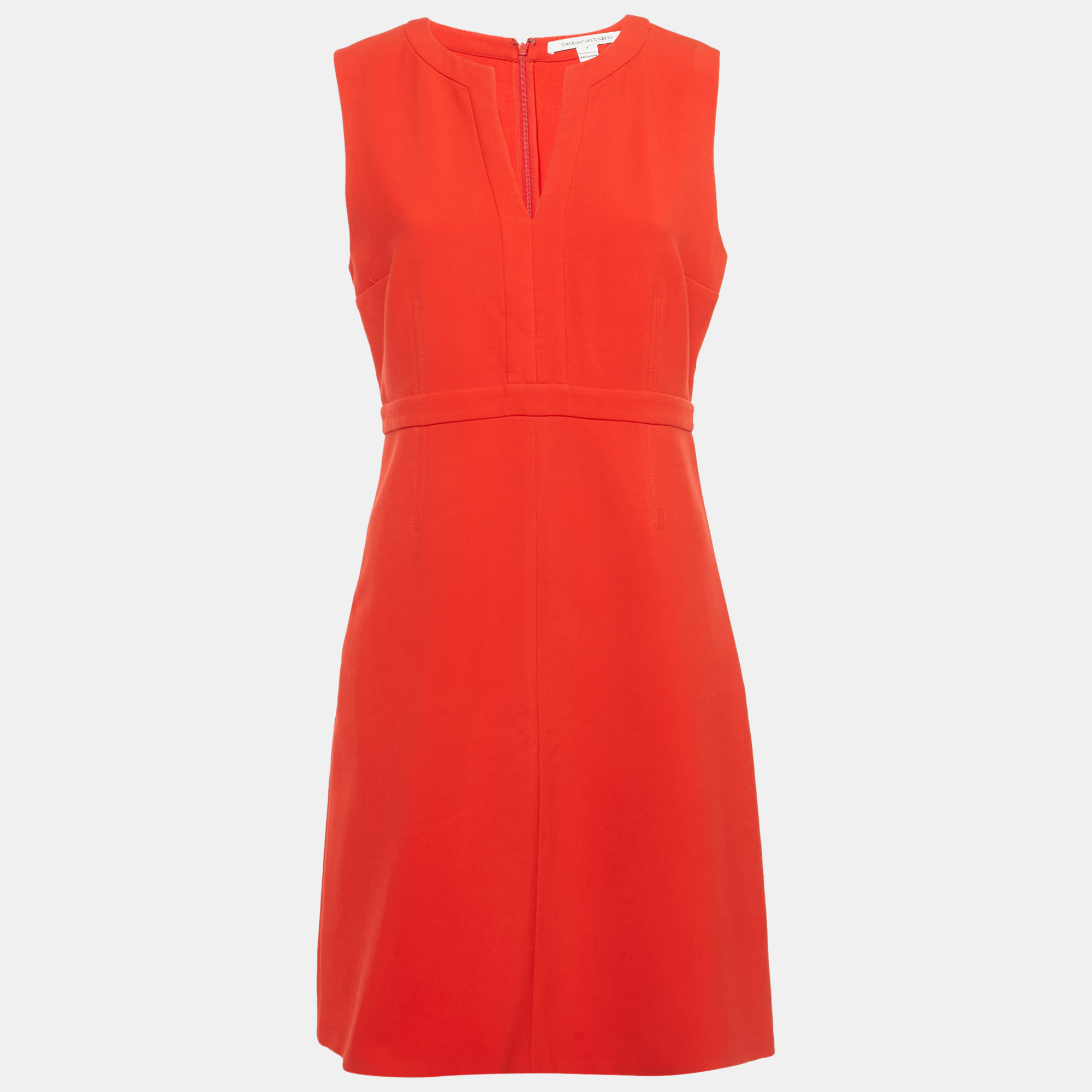Diane Von Furstenberg Red Crepe Sleeveless Sheath Dress M 
Diane Von Furstenberg Red Crepe Sleeveless Sheath Dress M