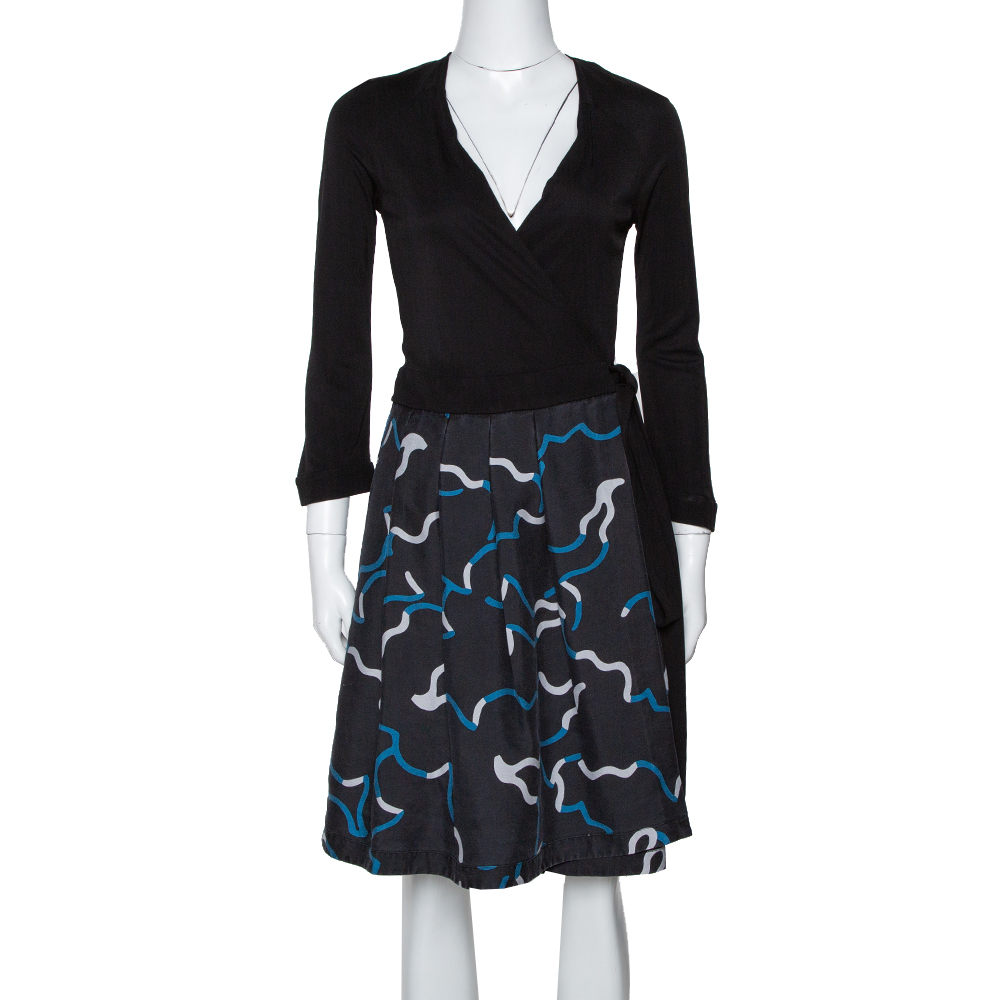 Image of Diane von Furstenberg Black Printed Wool & Silk Jewel Wrap Dress M