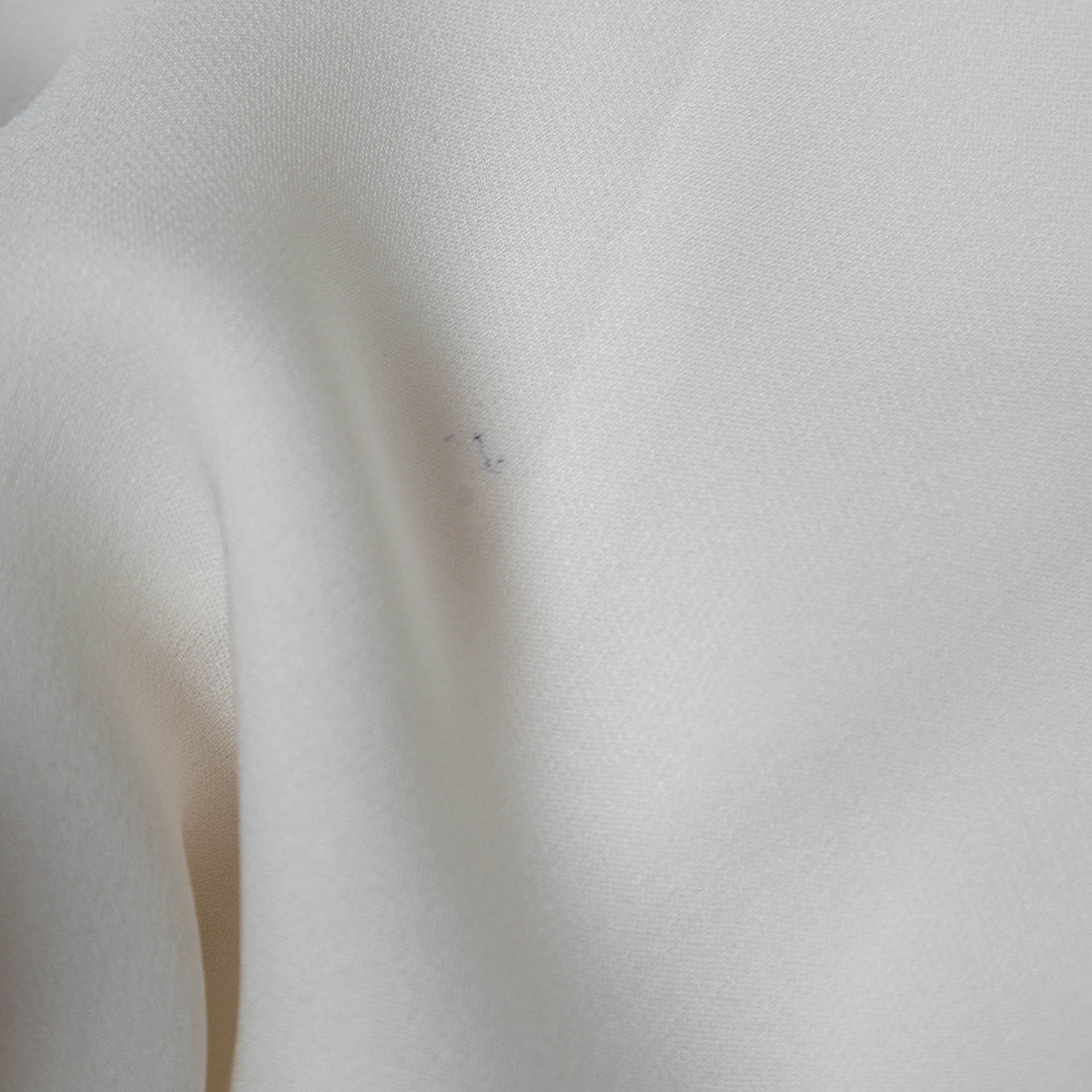 Diane Von Furstenberg Cream Silk Sleeveless Ruffled Hem Top S