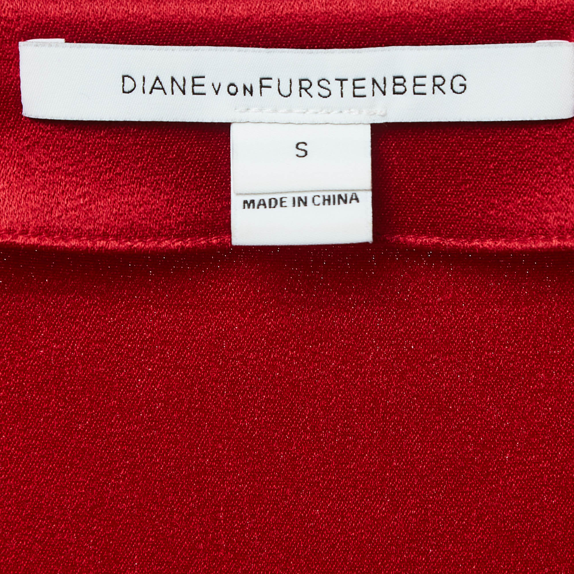Diane Von Furstenberg Red Crepe V-Neck Mini Dress S