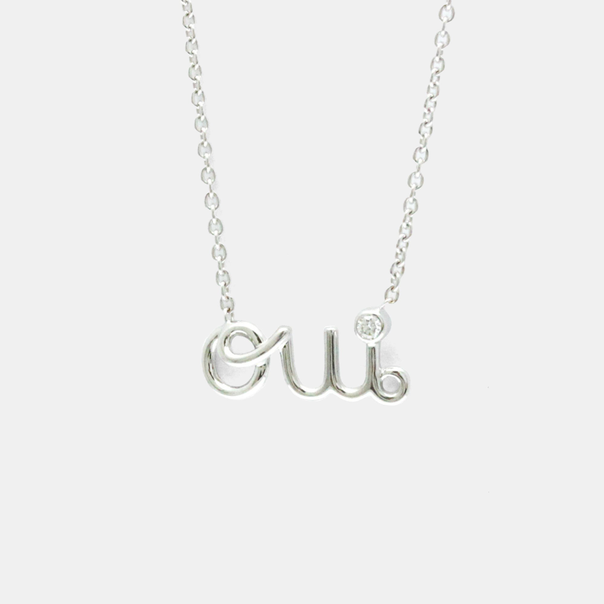 Christian Dior 18K White Gold Diamond Dioramour Pendant Necklace
Christian Dior 18K White Gold Diamond Dioramour Pendant Necklace