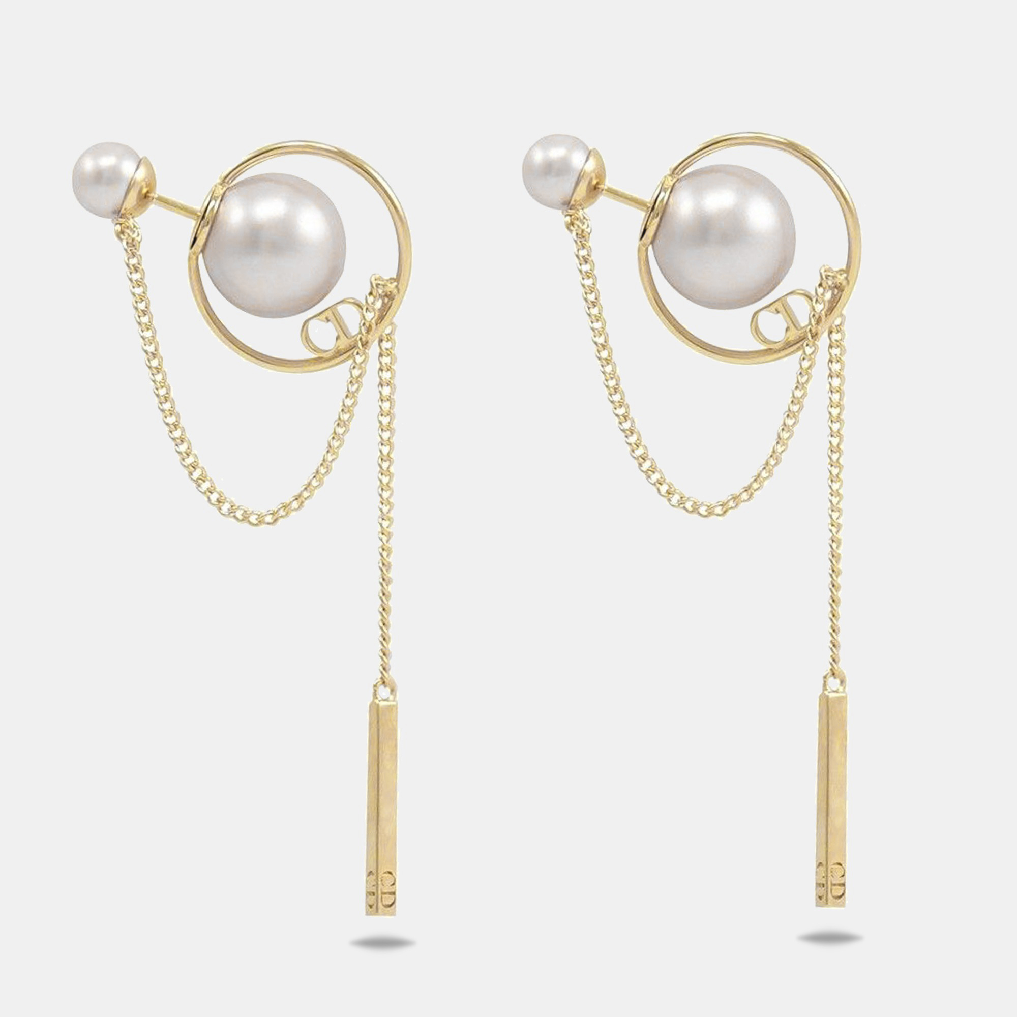 Dior CD Faux Pearl Gold Tone Earrings
Dior CD Faux Pearl Gold Tone Earrings