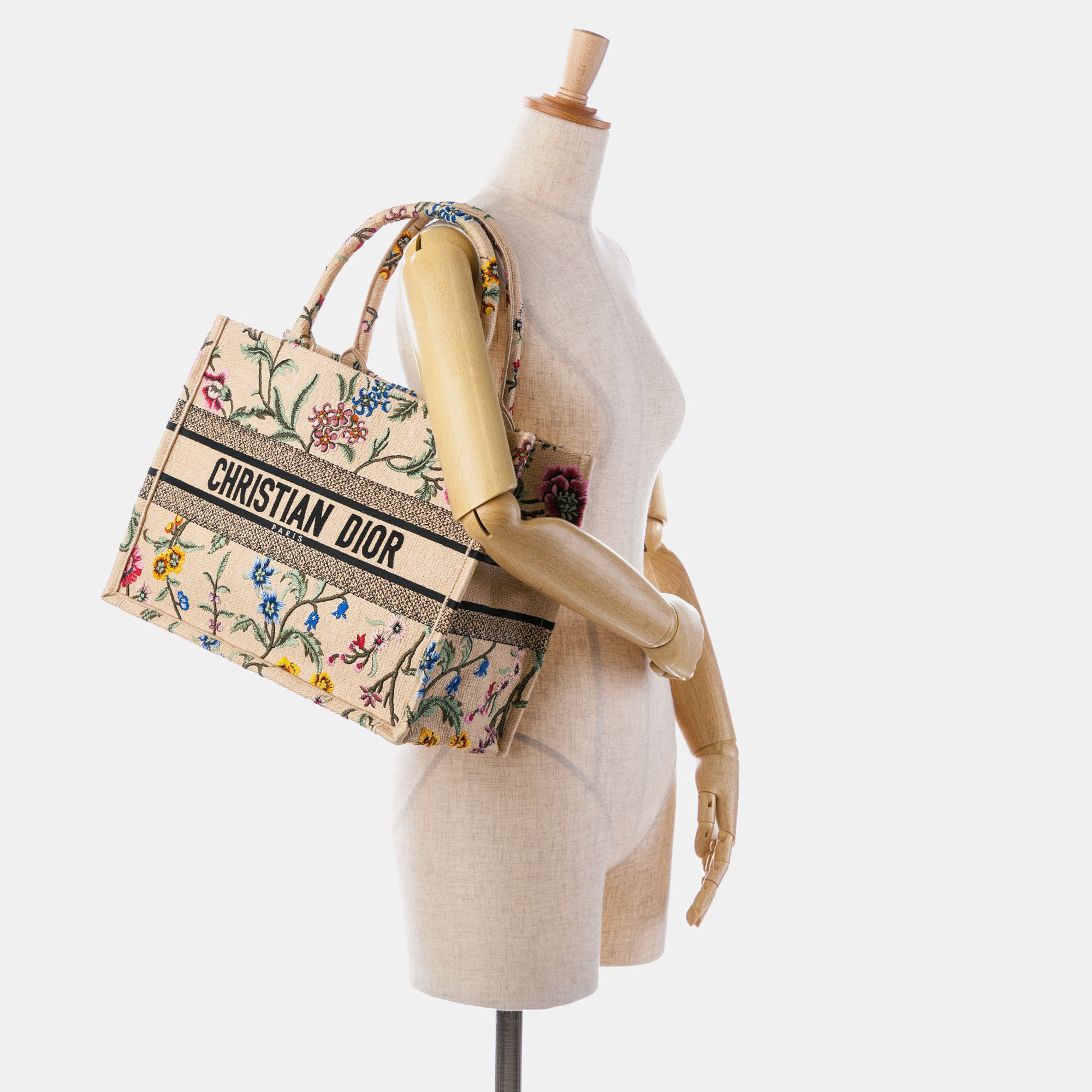 Dior Medium Raffia Petite Fleurs Book Tote