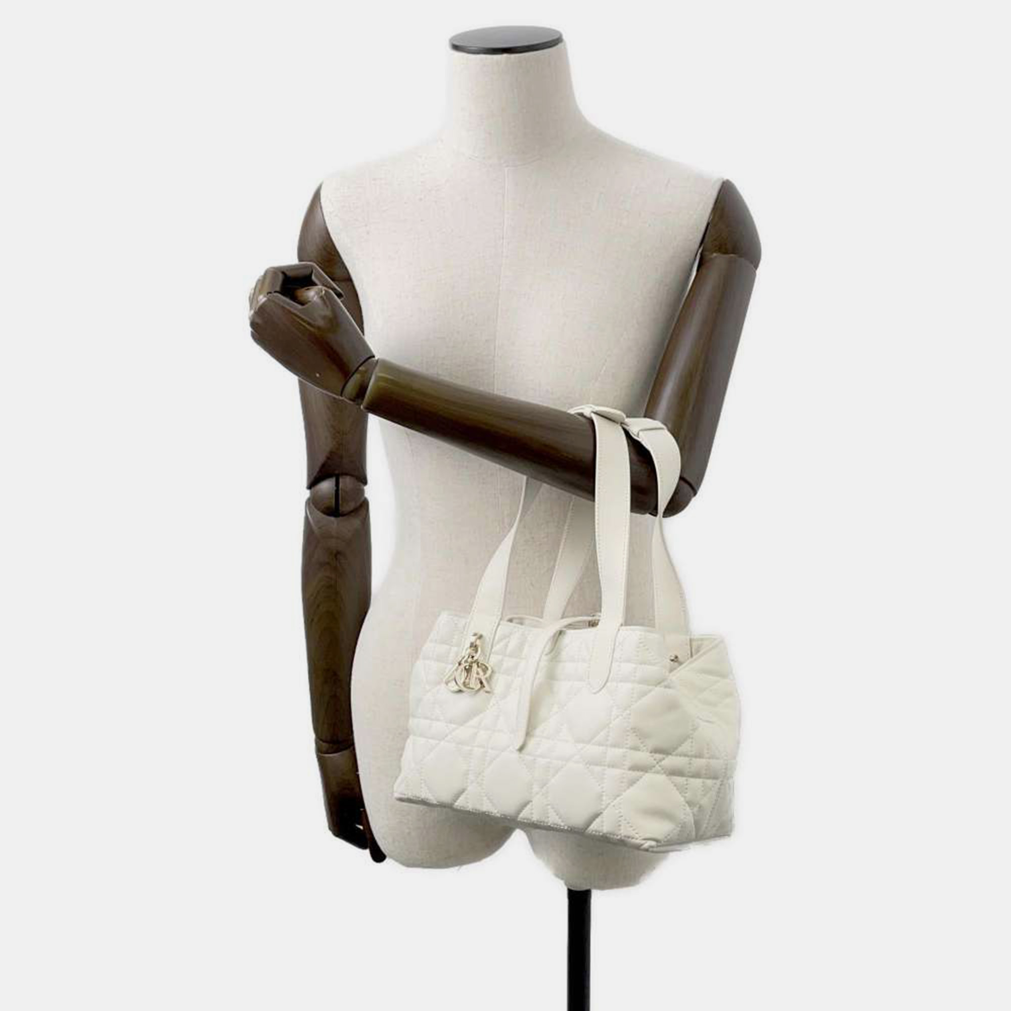 Dior White Leather Macrocannage Medium Toujours Bag