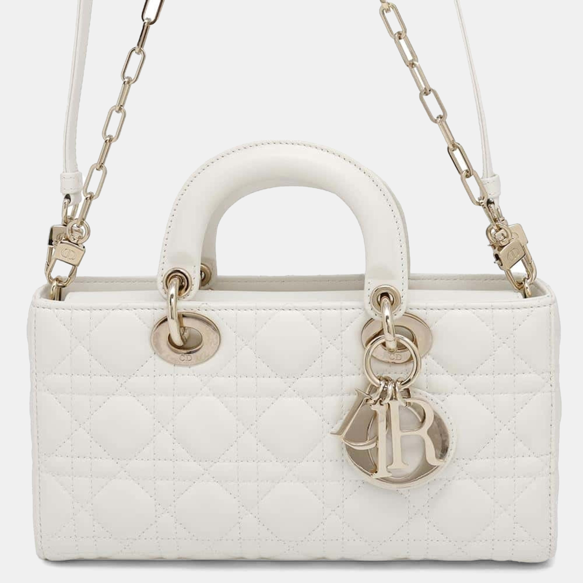 Christian Dior White Cannage Lambskin Medium Lady D-Joy Handbag
Christian Dior White Cannage Lambskin Medium Lady D-Joy Handbag