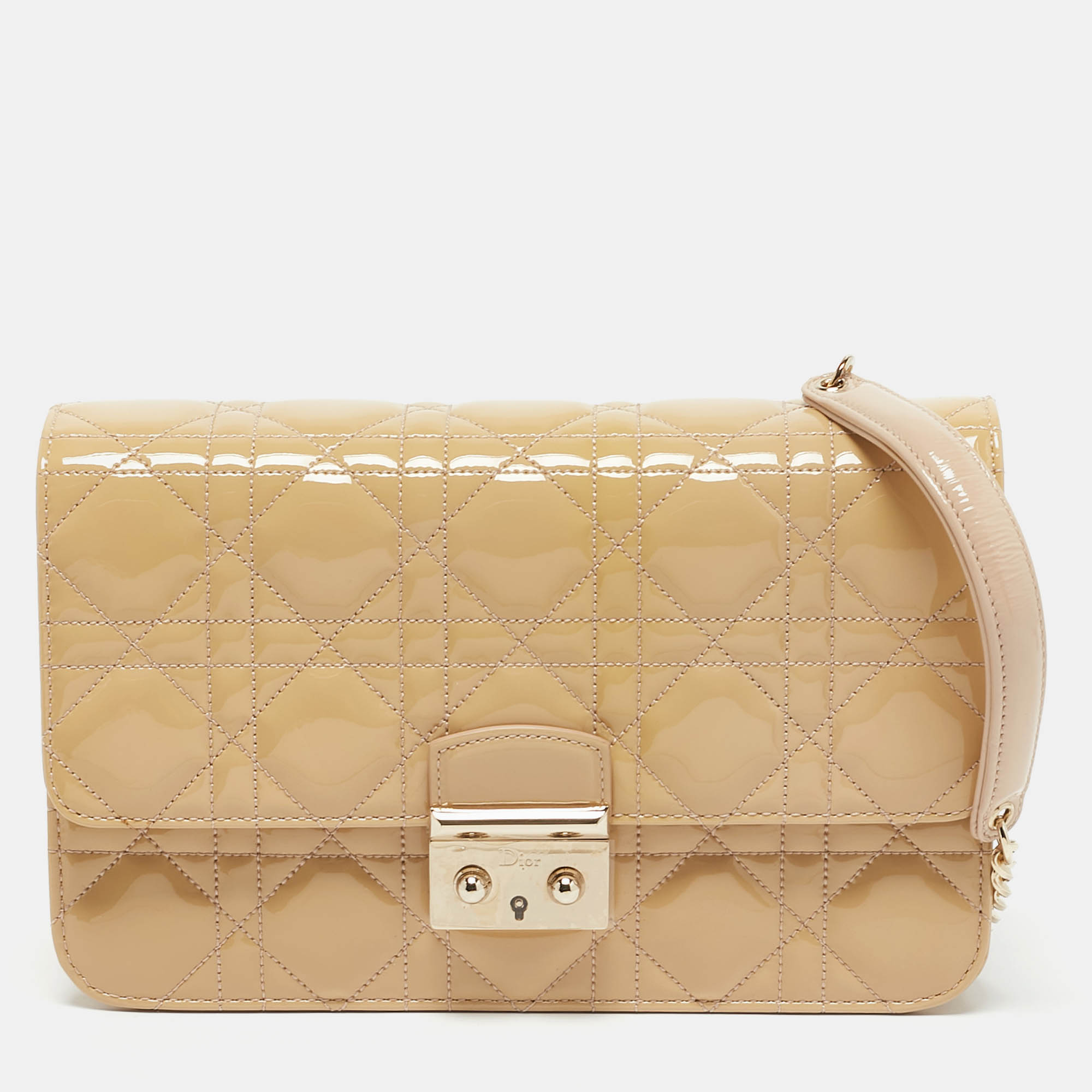 Dior Nude Cannage Patent Leather Miss Dior Promenade Chain Bag, Beige
Dior Nude Cannage Patent Leather Miss Dior Promenade Chain Bag, Beige
