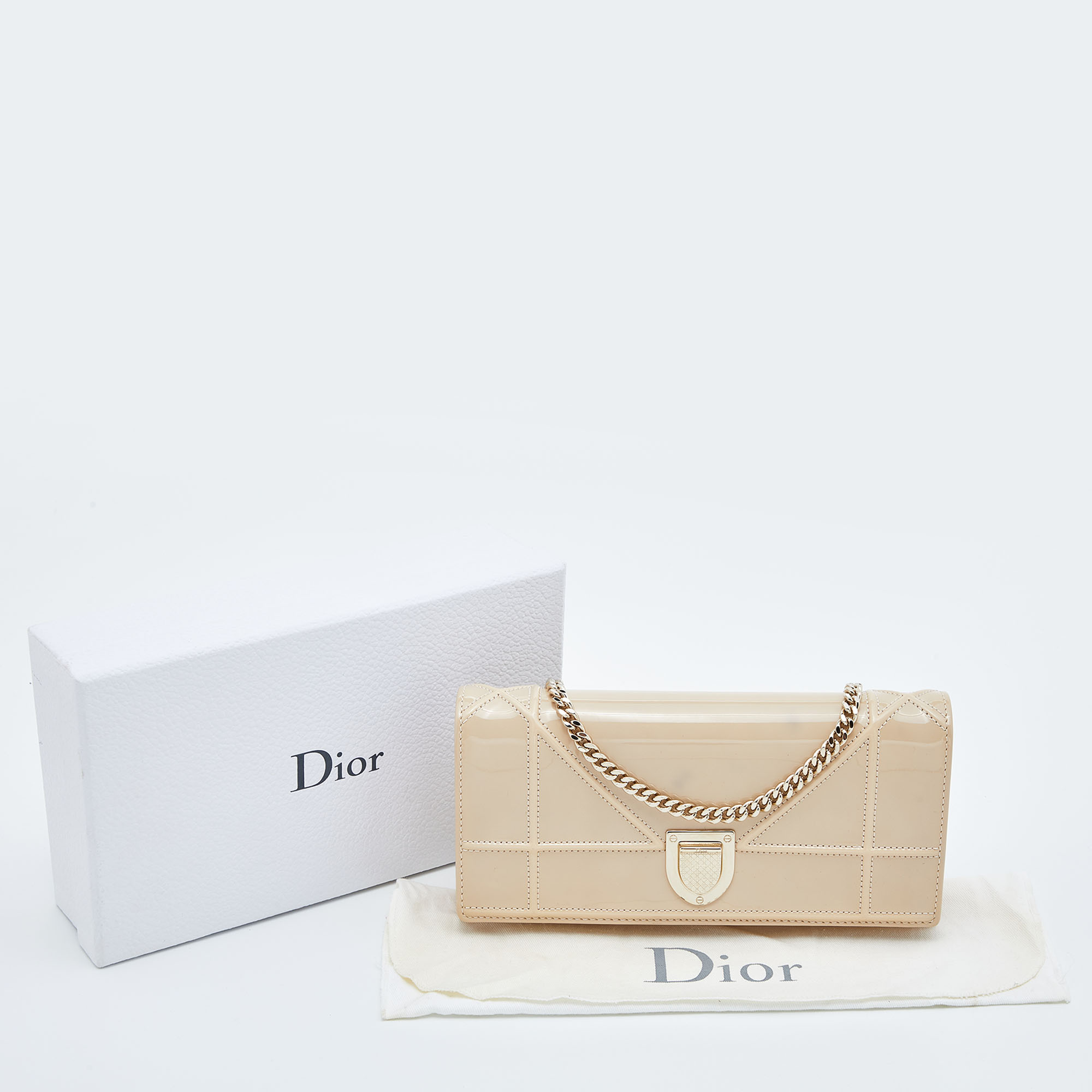 Dior Beige Patent Leather Diorama Wallet On Chain