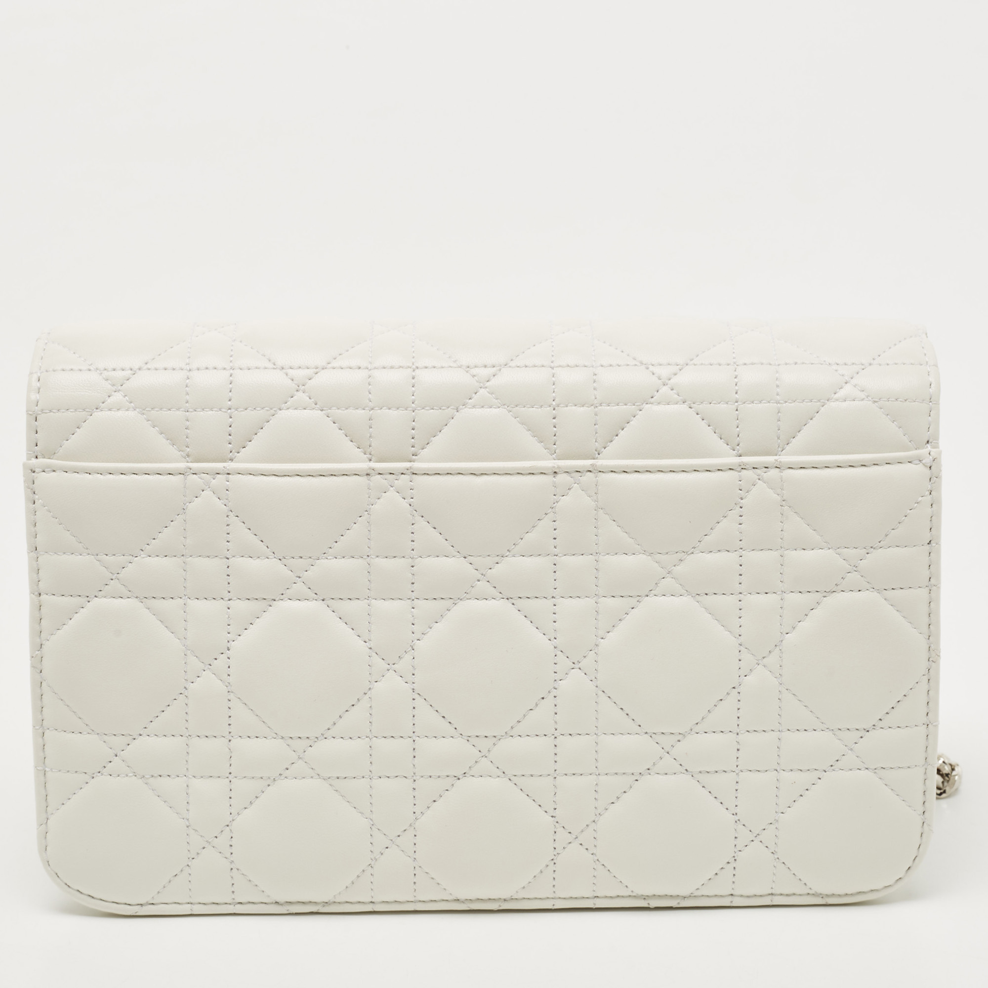 Dior  White Quilted Leather Medium Miss Dior Promenade Shoulder Bag
